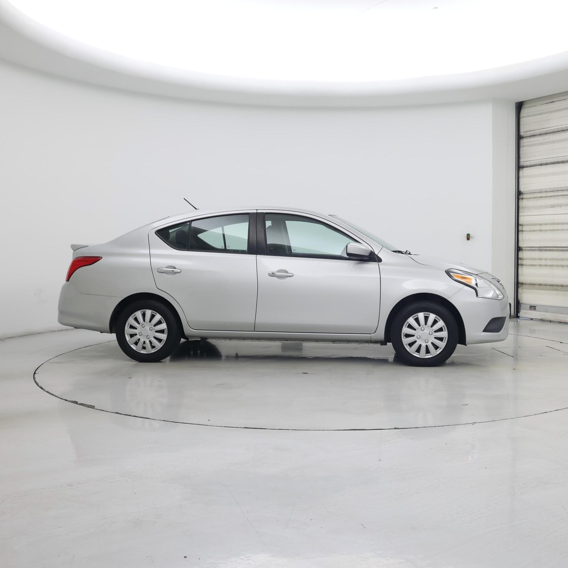 Thumbnail: 2018 Nissan Versa - 7