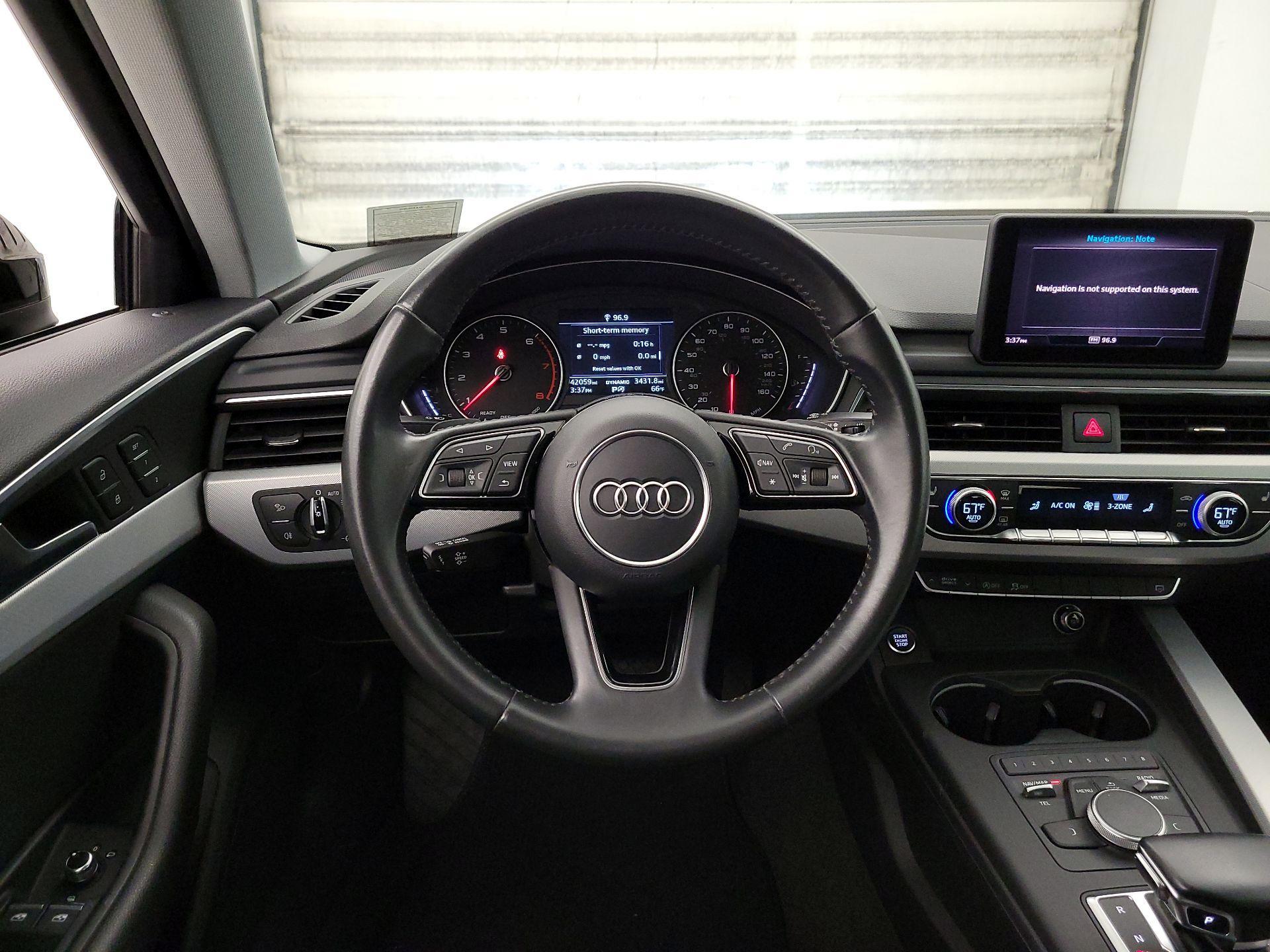 Thumbnail: 2017 Audi A4 - 10