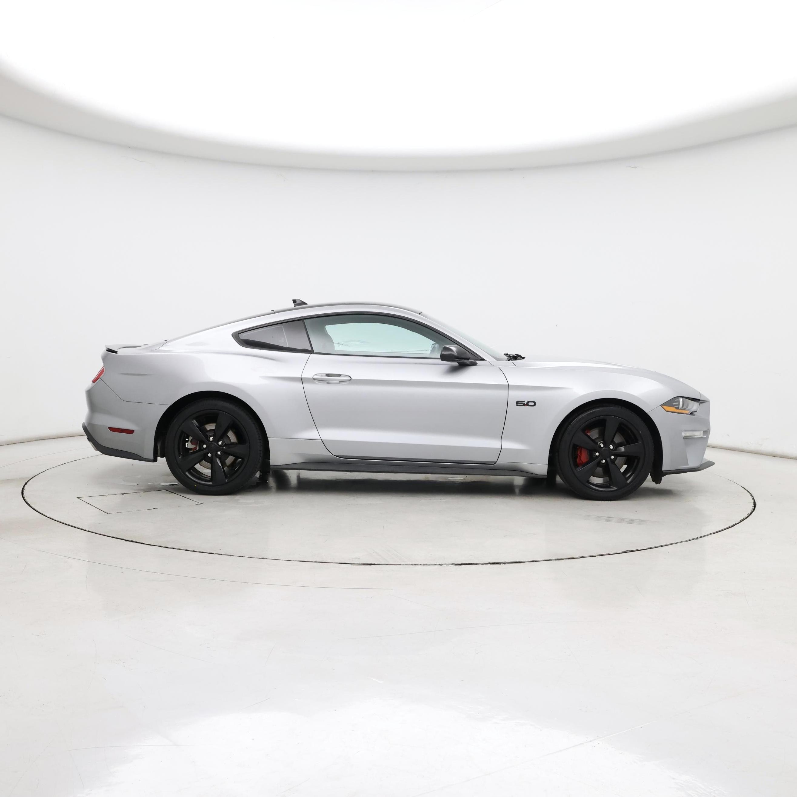Thumbnail: 2022 Ford Mustang - 7