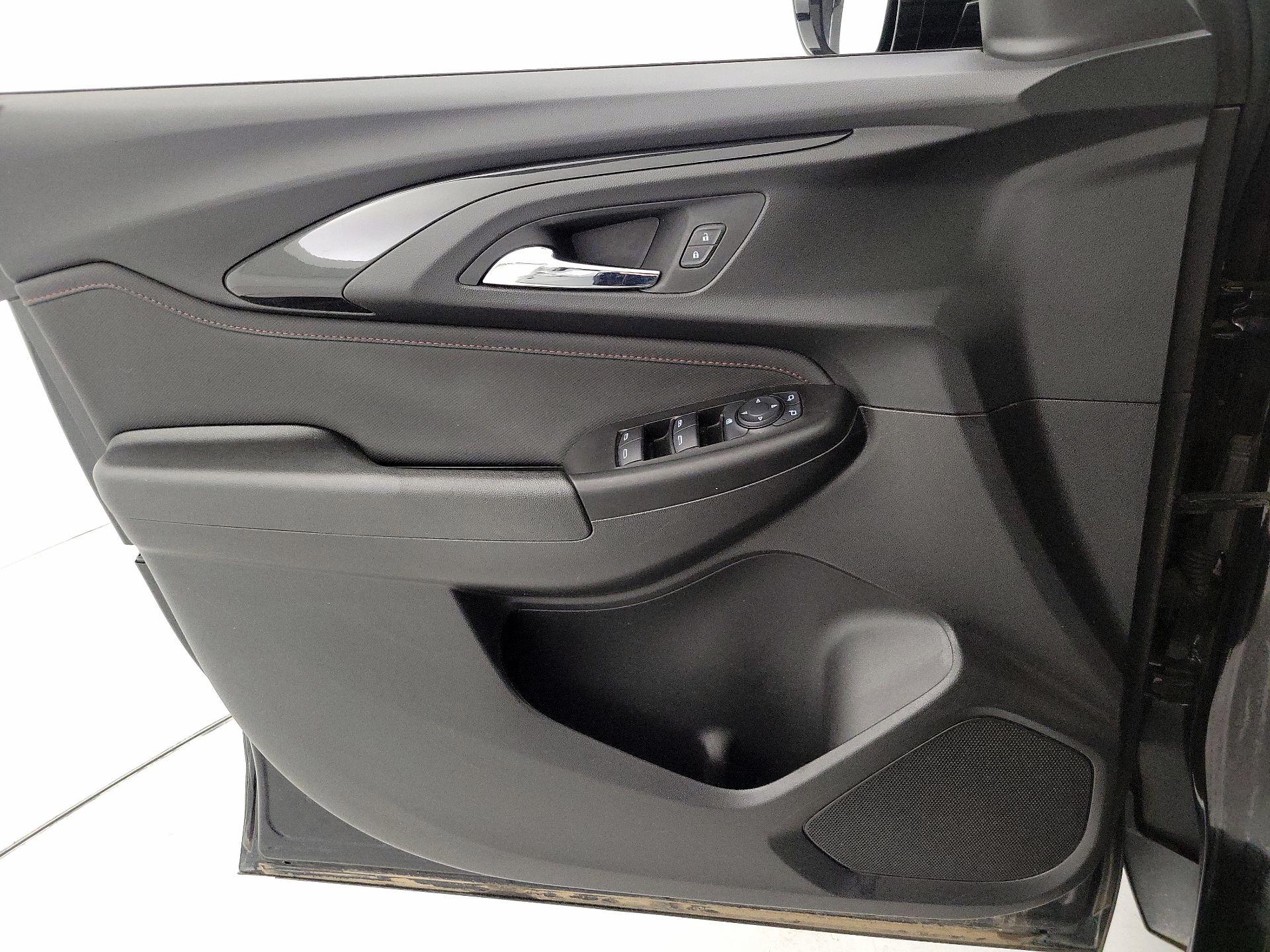 Thumbnail: 2021 Chevrolet TrailBlazer - 12