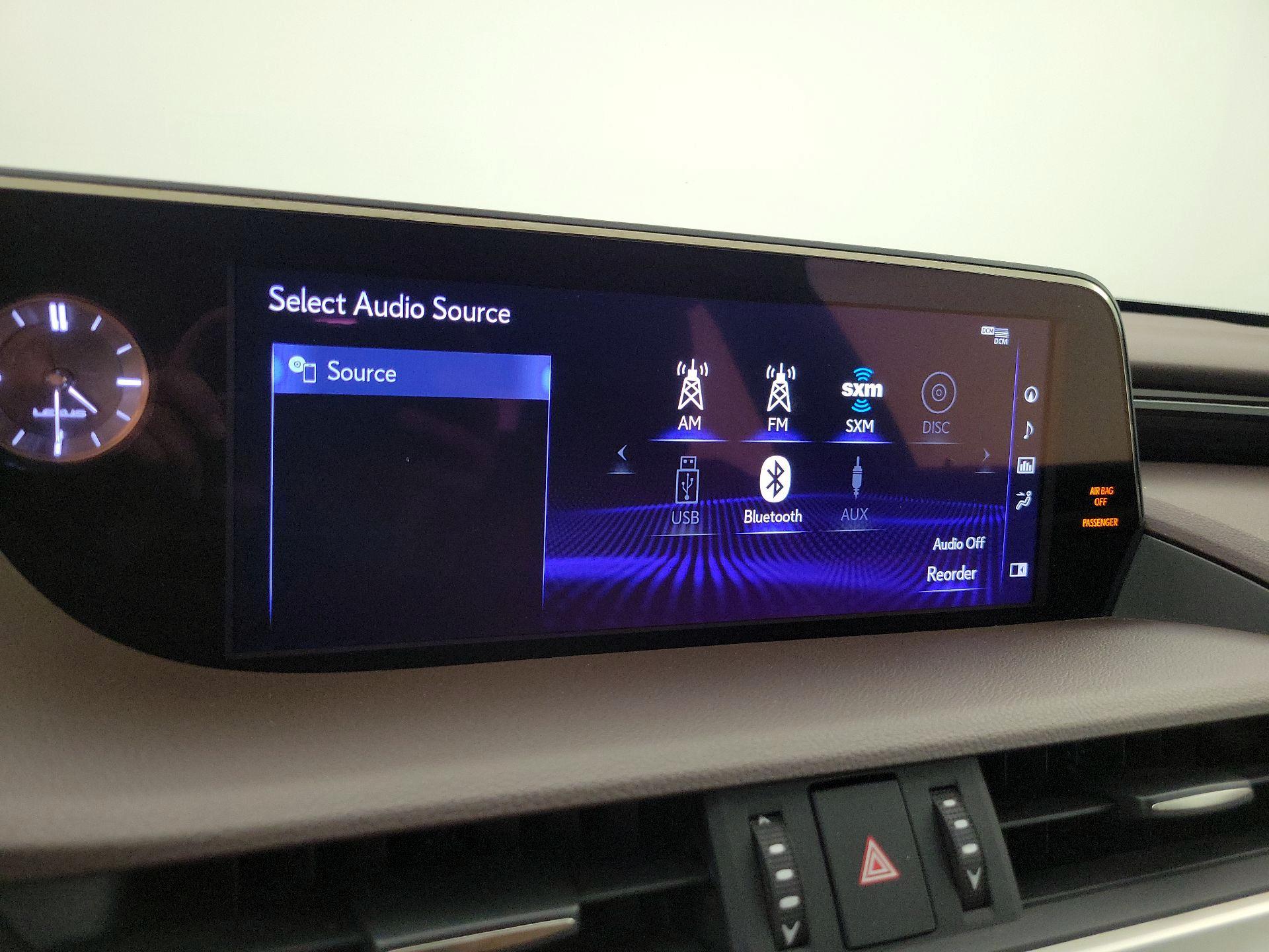 Thumbnail: 2019 Lexus ES - 14