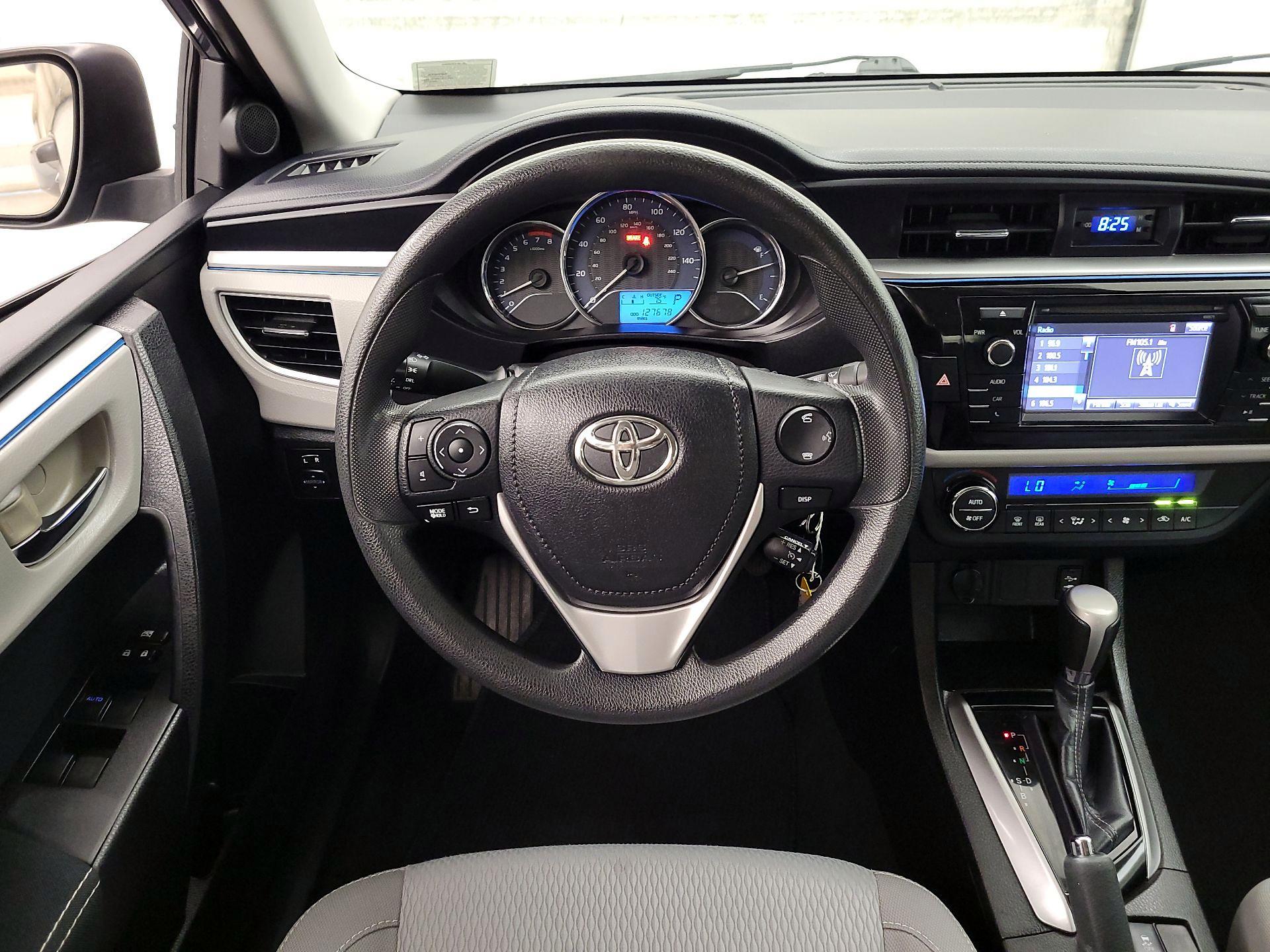 Thumbnail: 2016 Toyota Corolla - 10