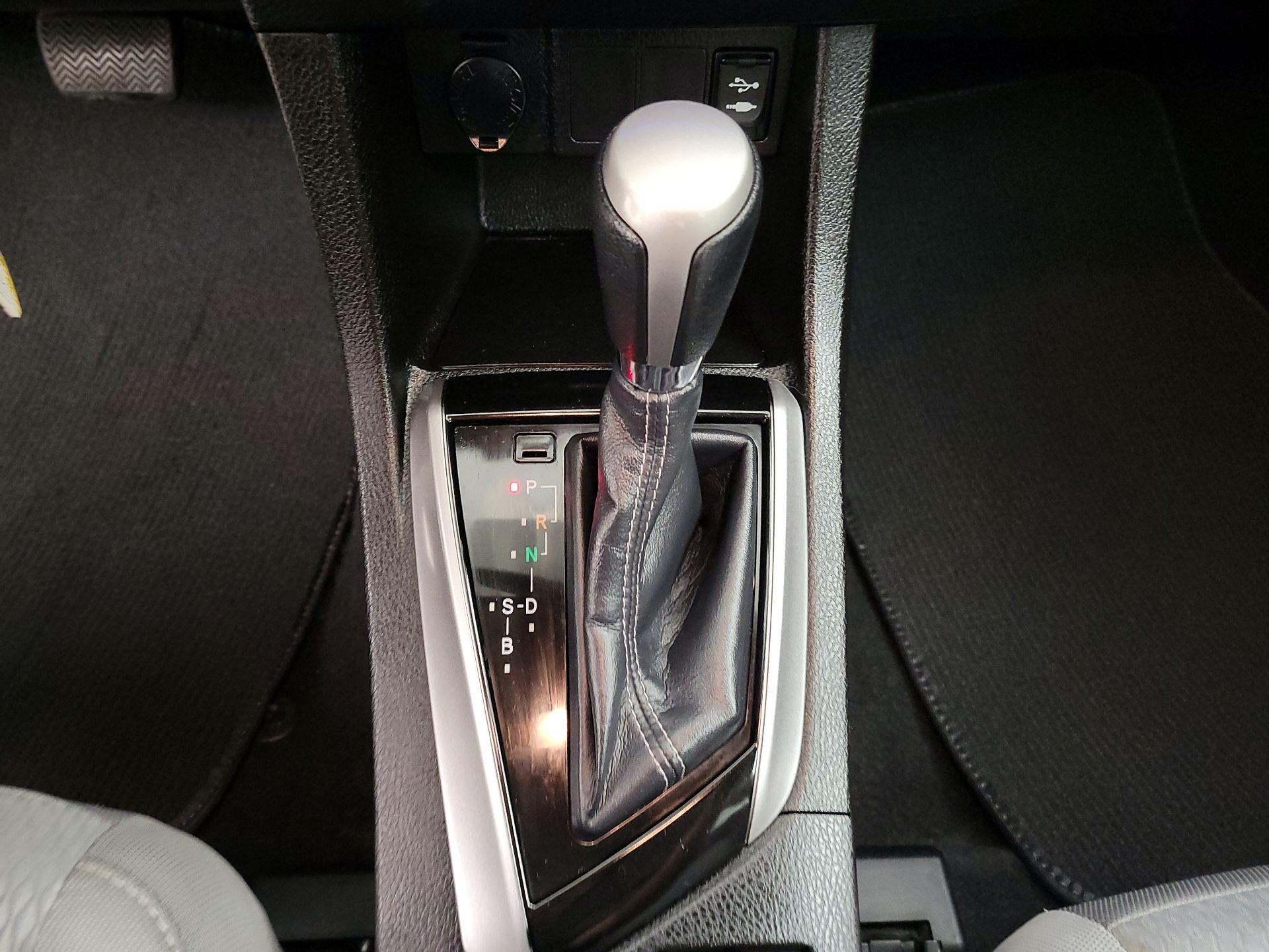 Thumbnail: 2016 Toyota Corolla - 17