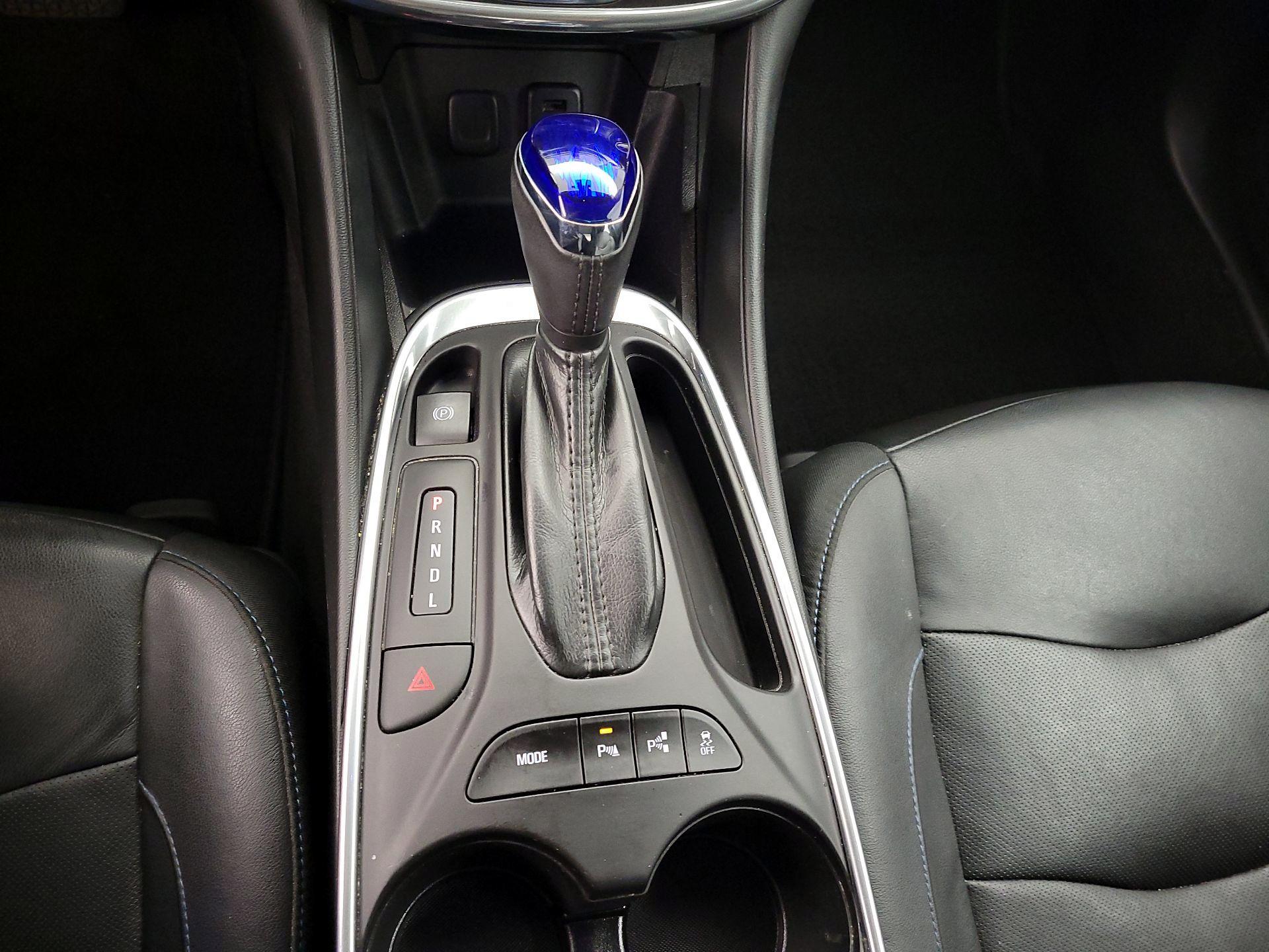 Thumbnail: 2016 Chevrolet Volt - 17