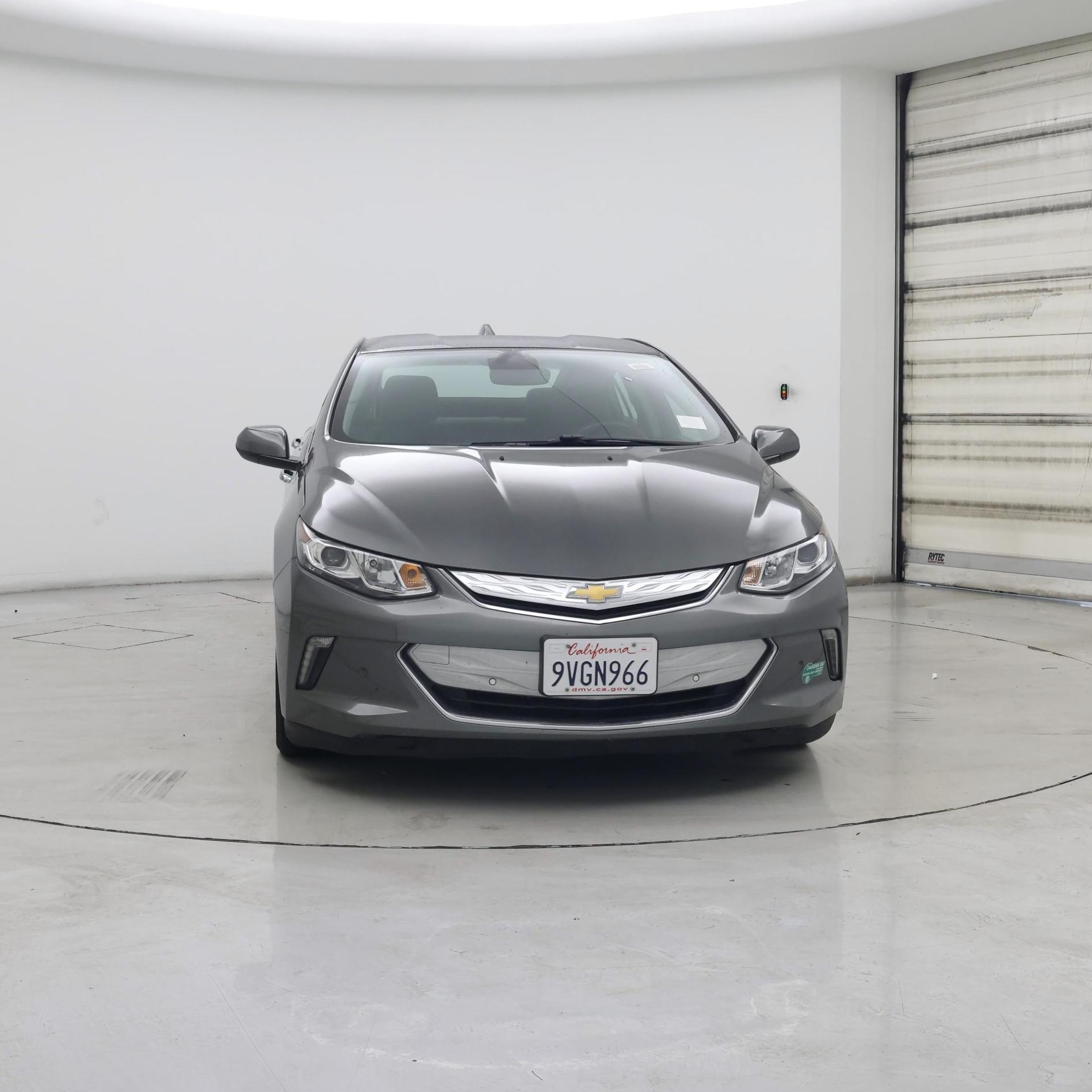 Thumbnail: 2016 Chevrolet Volt - 5