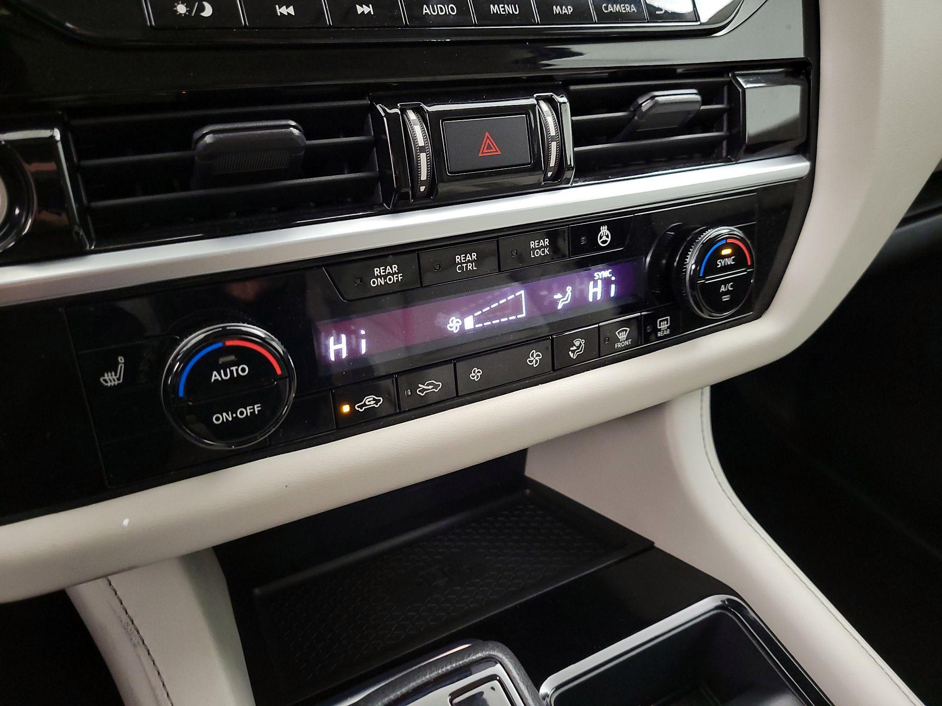 Thumbnail: 2023 Nissan Pathfinder - 16