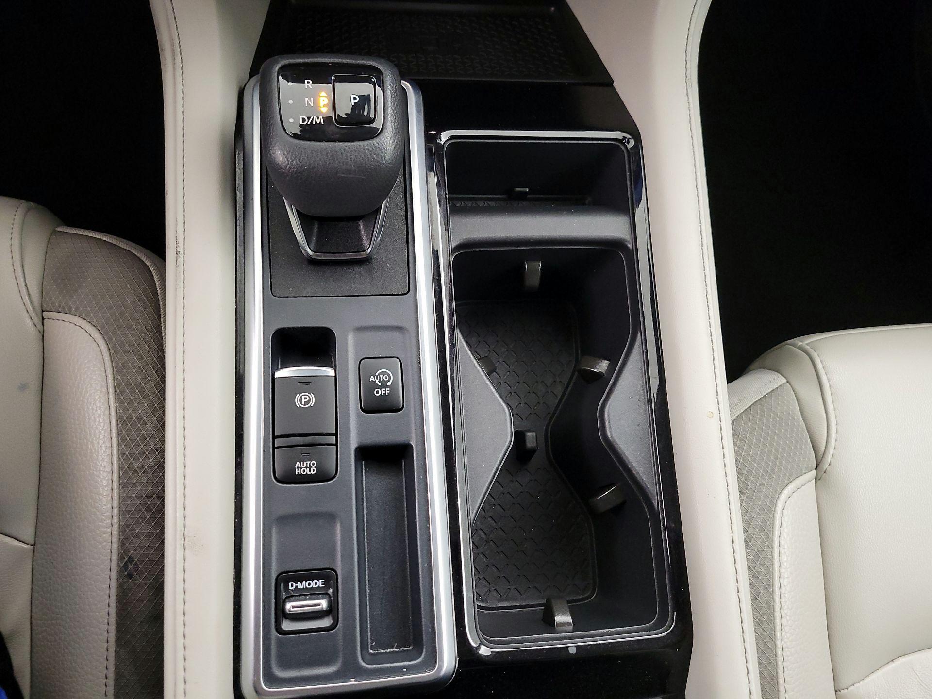 Thumbnail: 2023 Nissan Pathfinder - 17