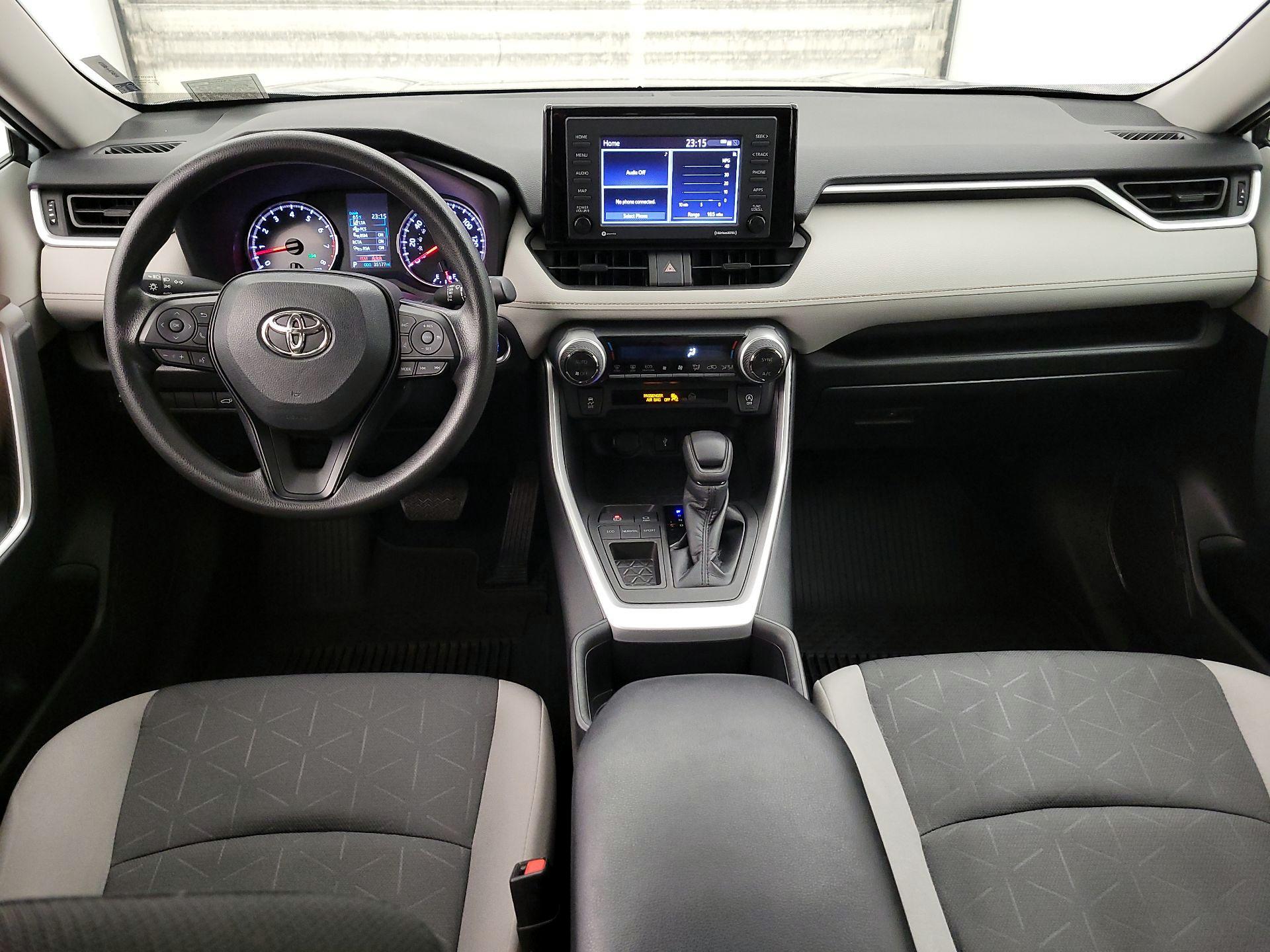 Thumbnail: 2022 Toyota RAV4 - 9