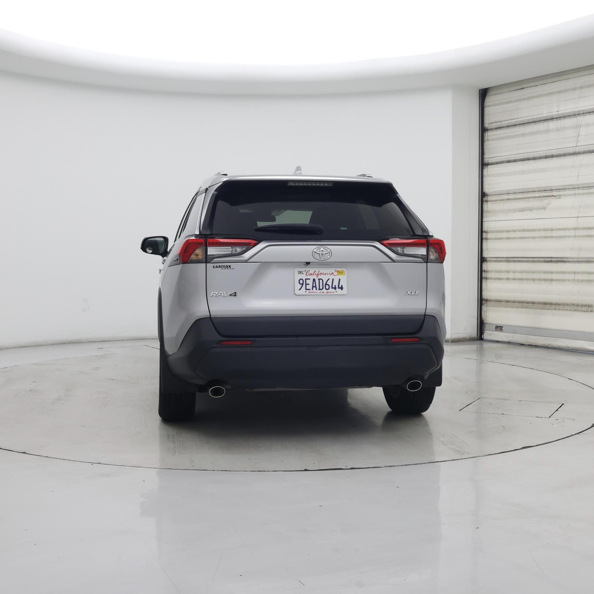 Thumbnail: 2022 Toyota RAV4 - 6