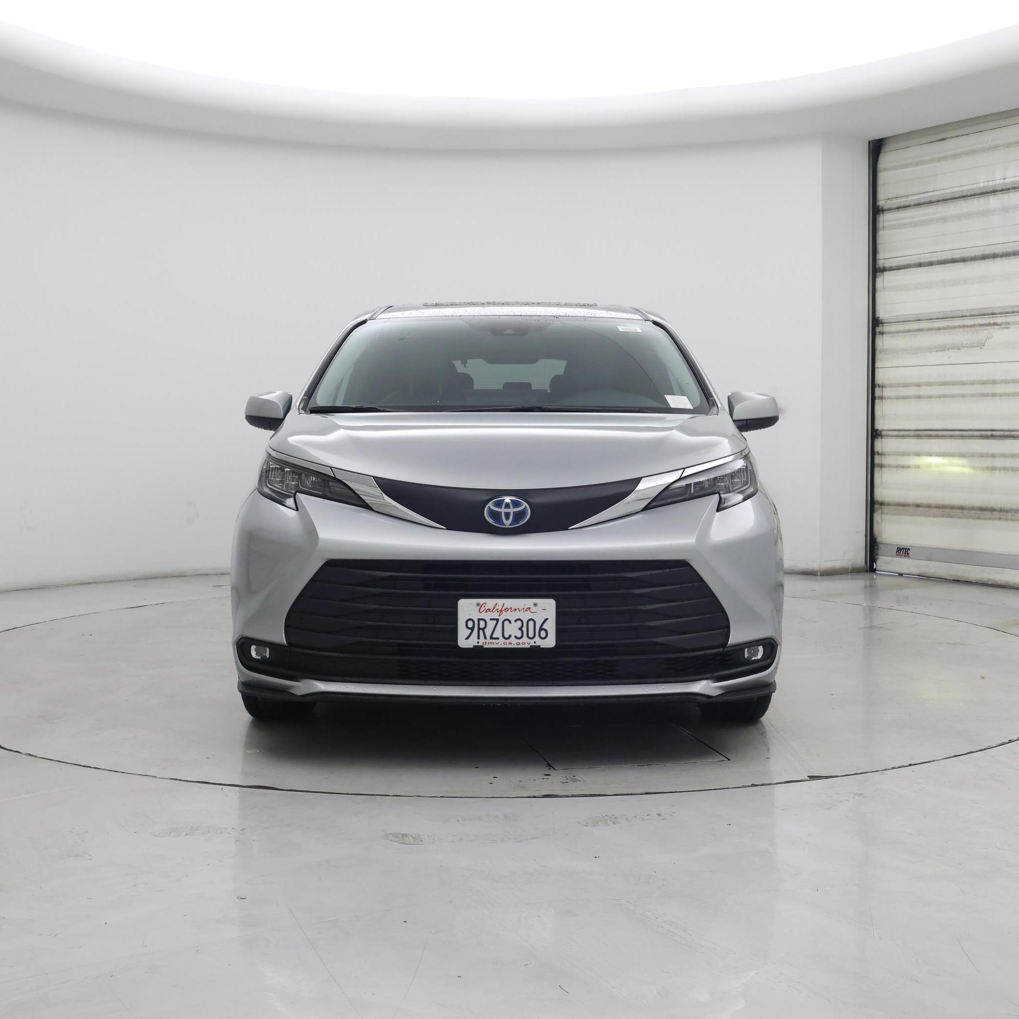 Thumbnail: 2025 Toyota Sienna - 5