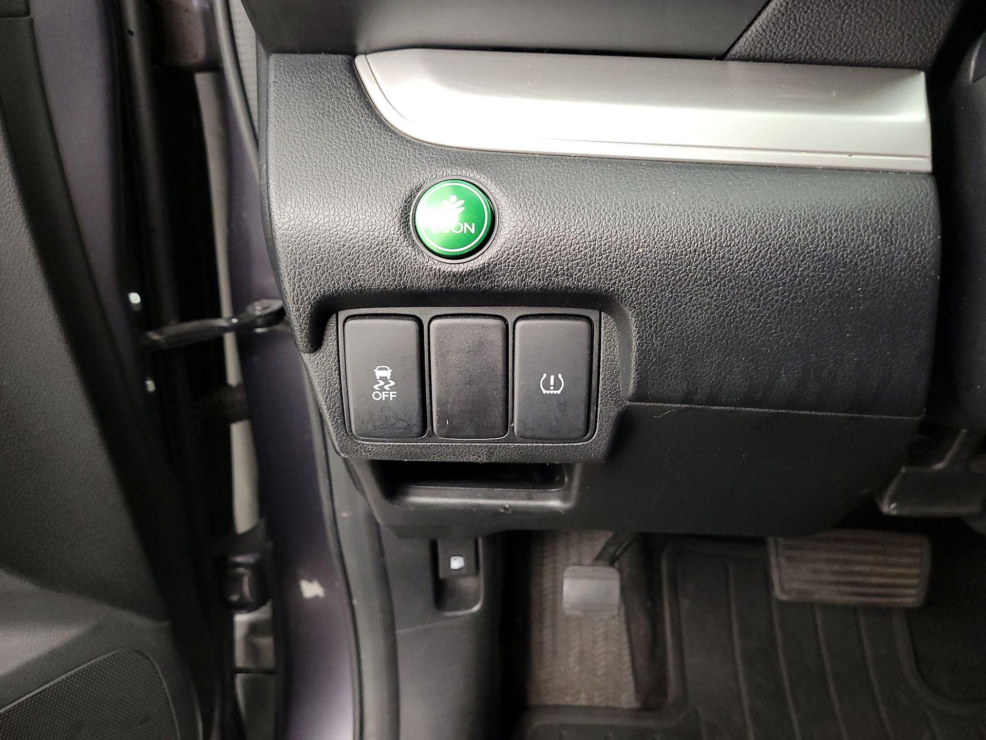 Thumbnail: 2016 Honda CR-V - 13