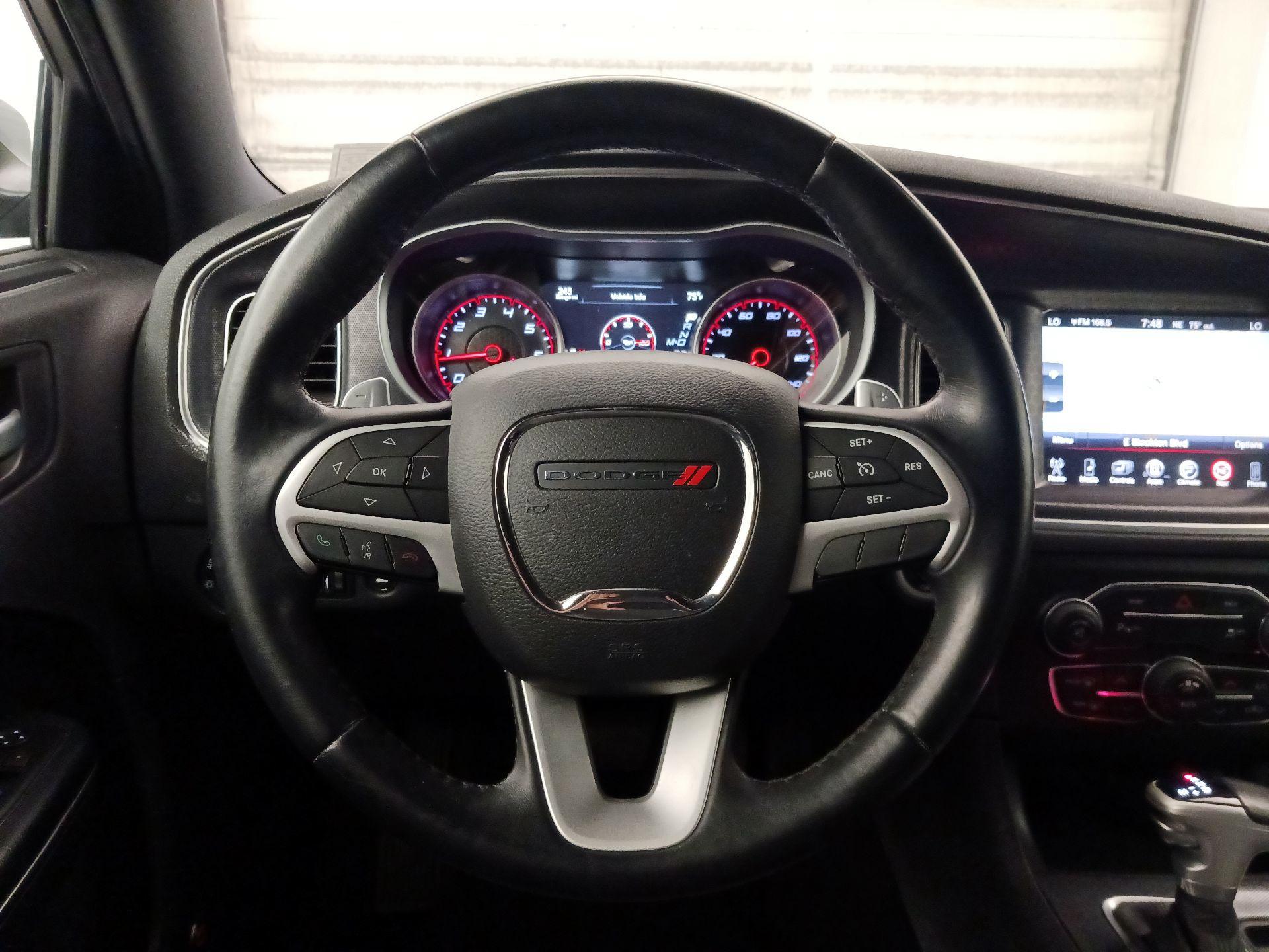 Thumbnail: 2016 Dodge Charger - 10