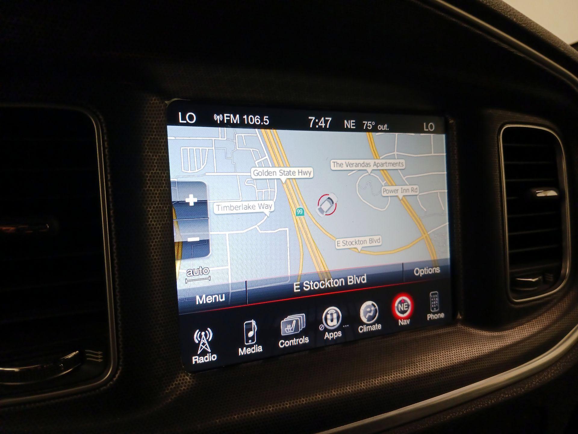 Thumbnail: 2016 Dodge Charger - 14