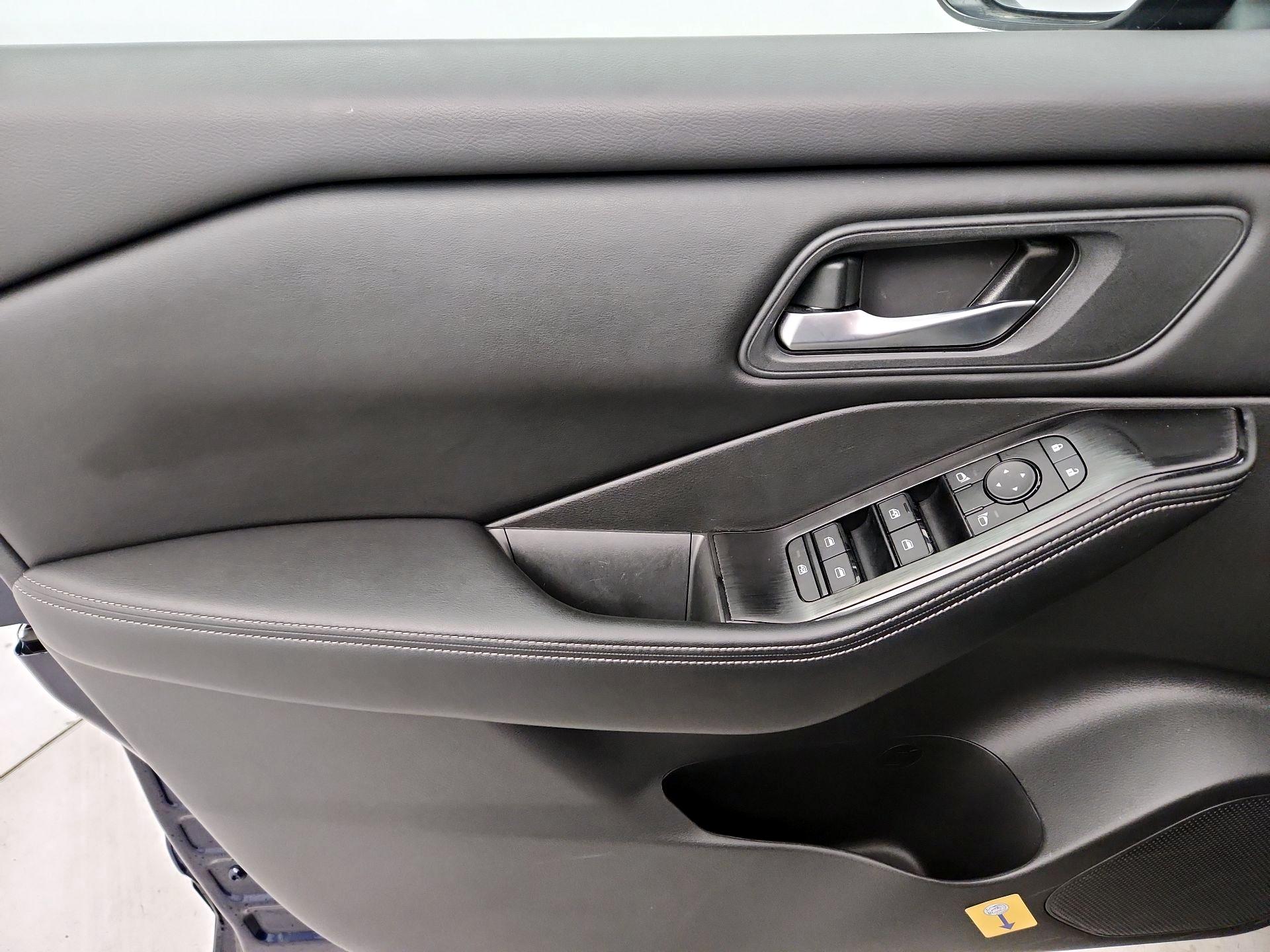 Thumbnail: 2024 Nissan Rogue - 12