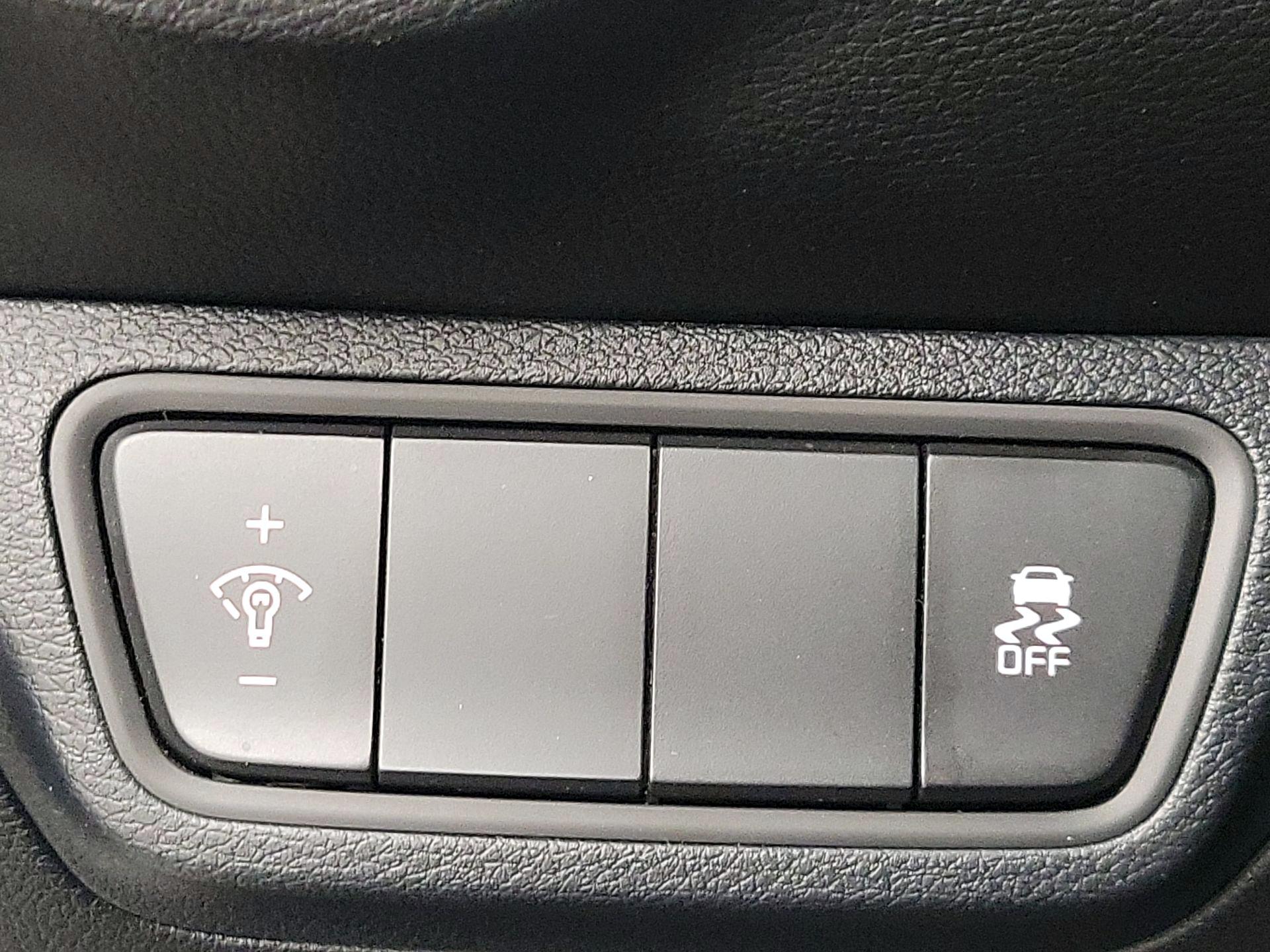 Thumbnail: 2024 Kia Forte - 13