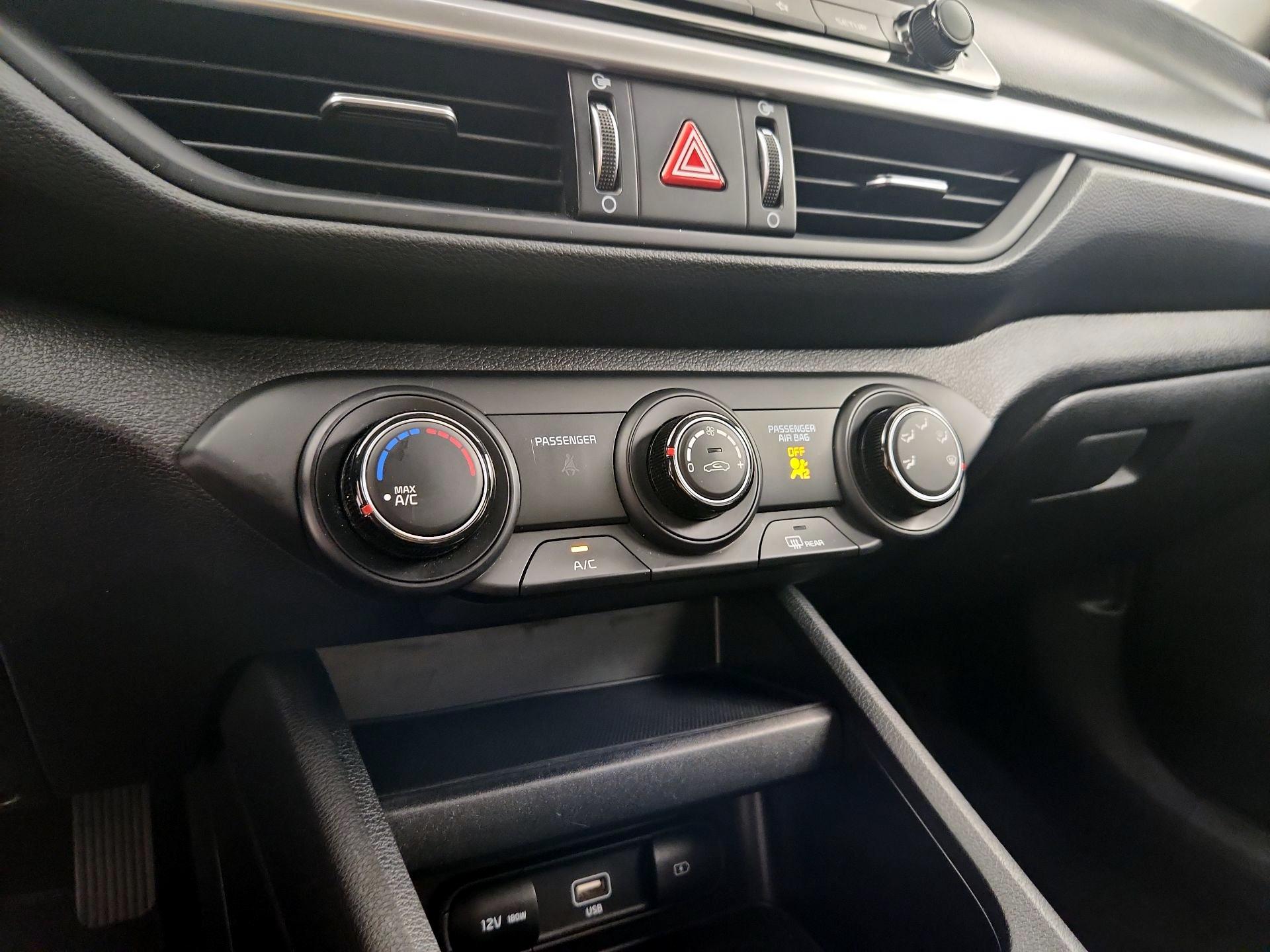 Thumbnail: 2024 Kia Forte - 16