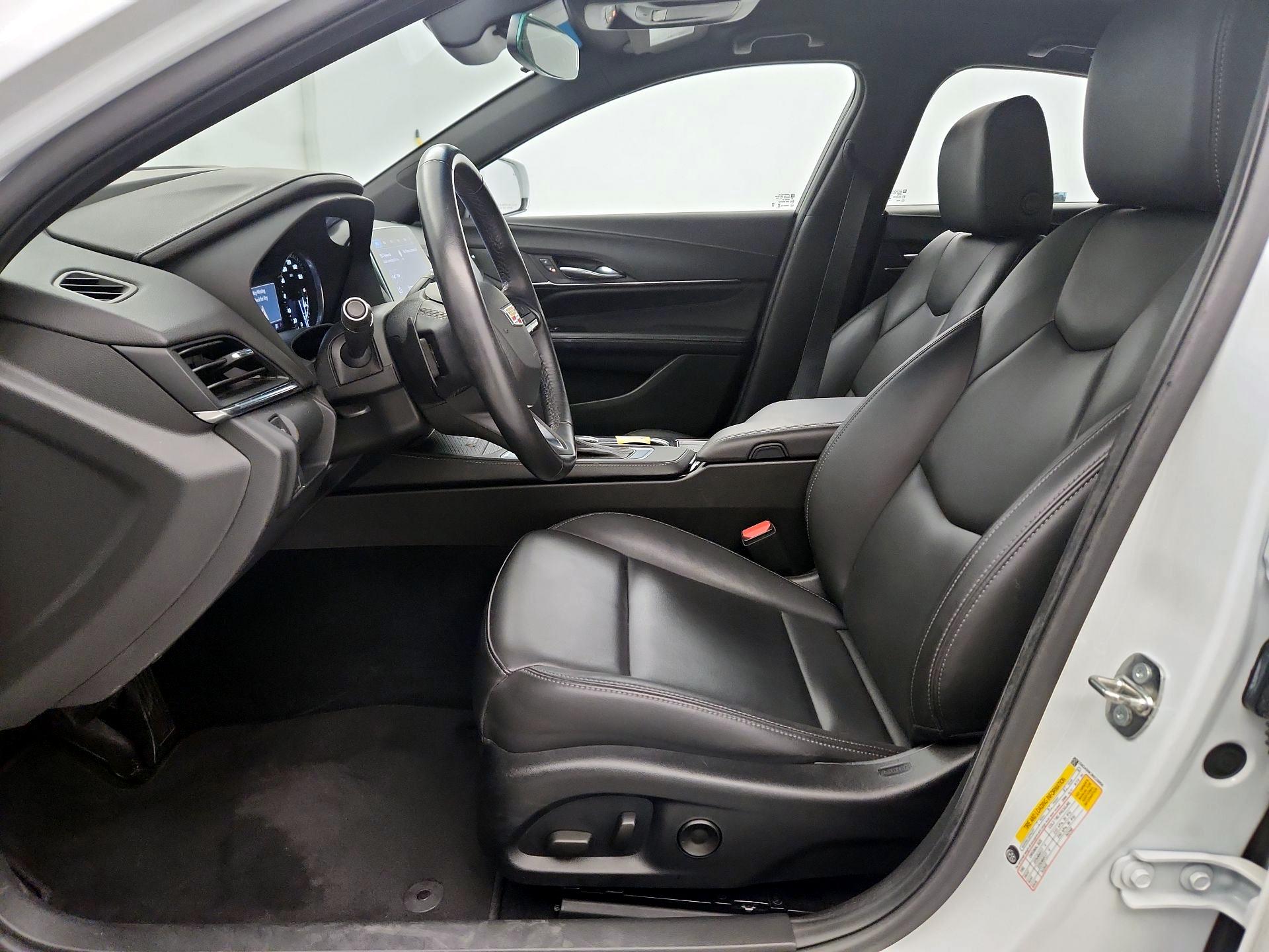 Thumbnail: 2024 Cadillac CT4 - 11