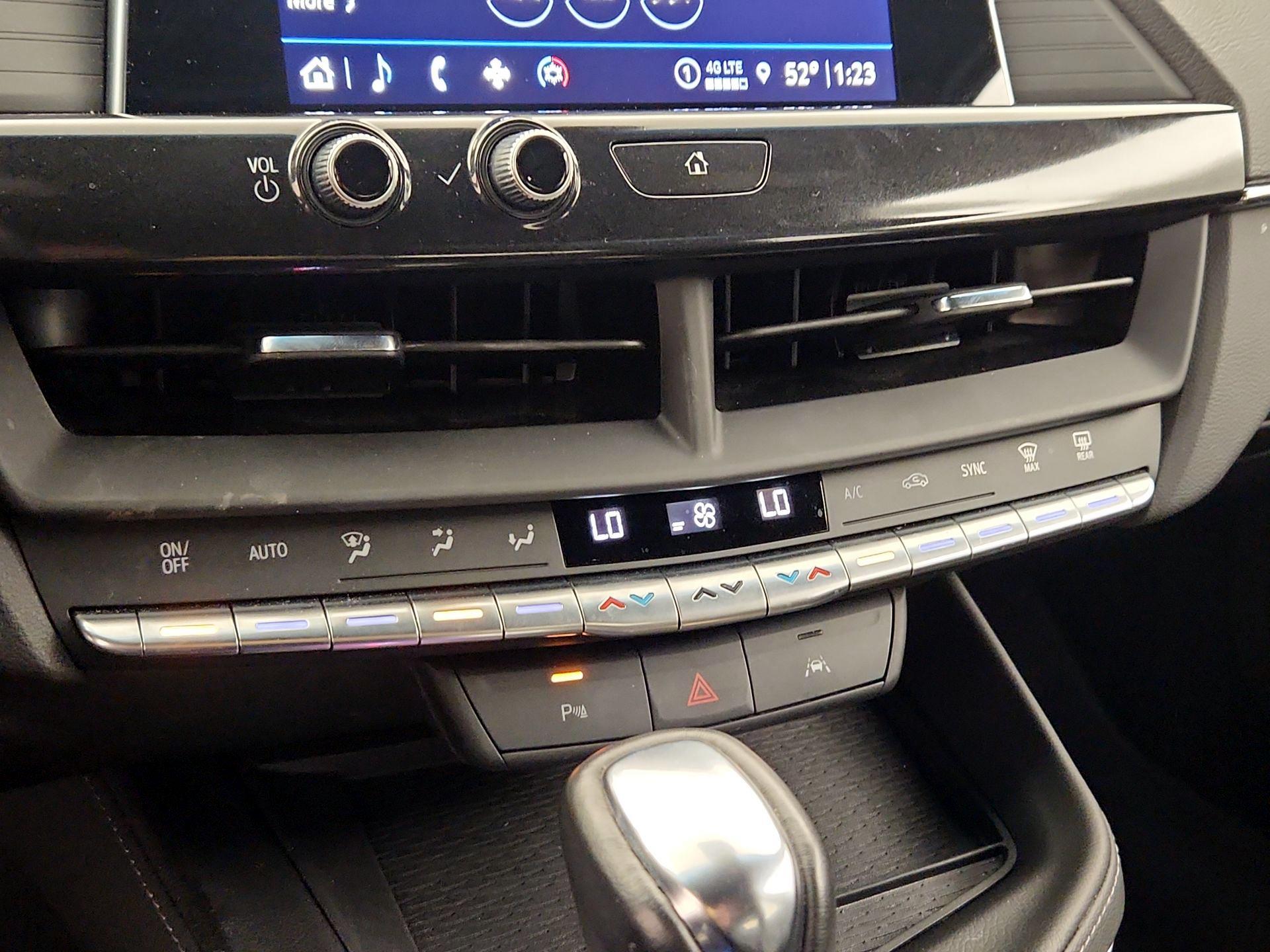 Thumbnail: 2024 Cadillac CT4 - 16