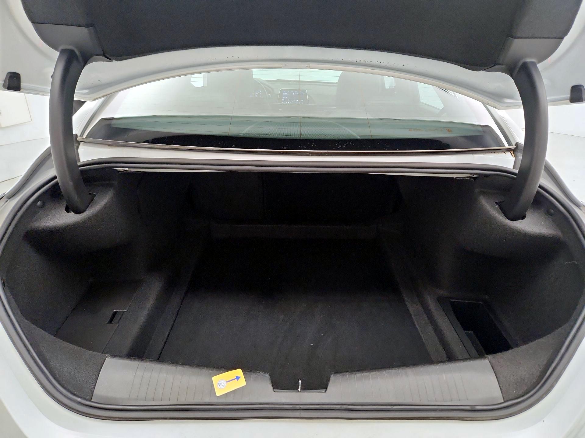 Thumbnail: 2024 Cadillac CT4 - 20