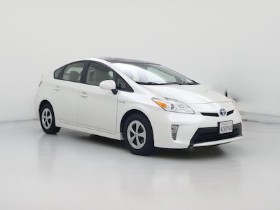 White 2015 Toyota Prius Three