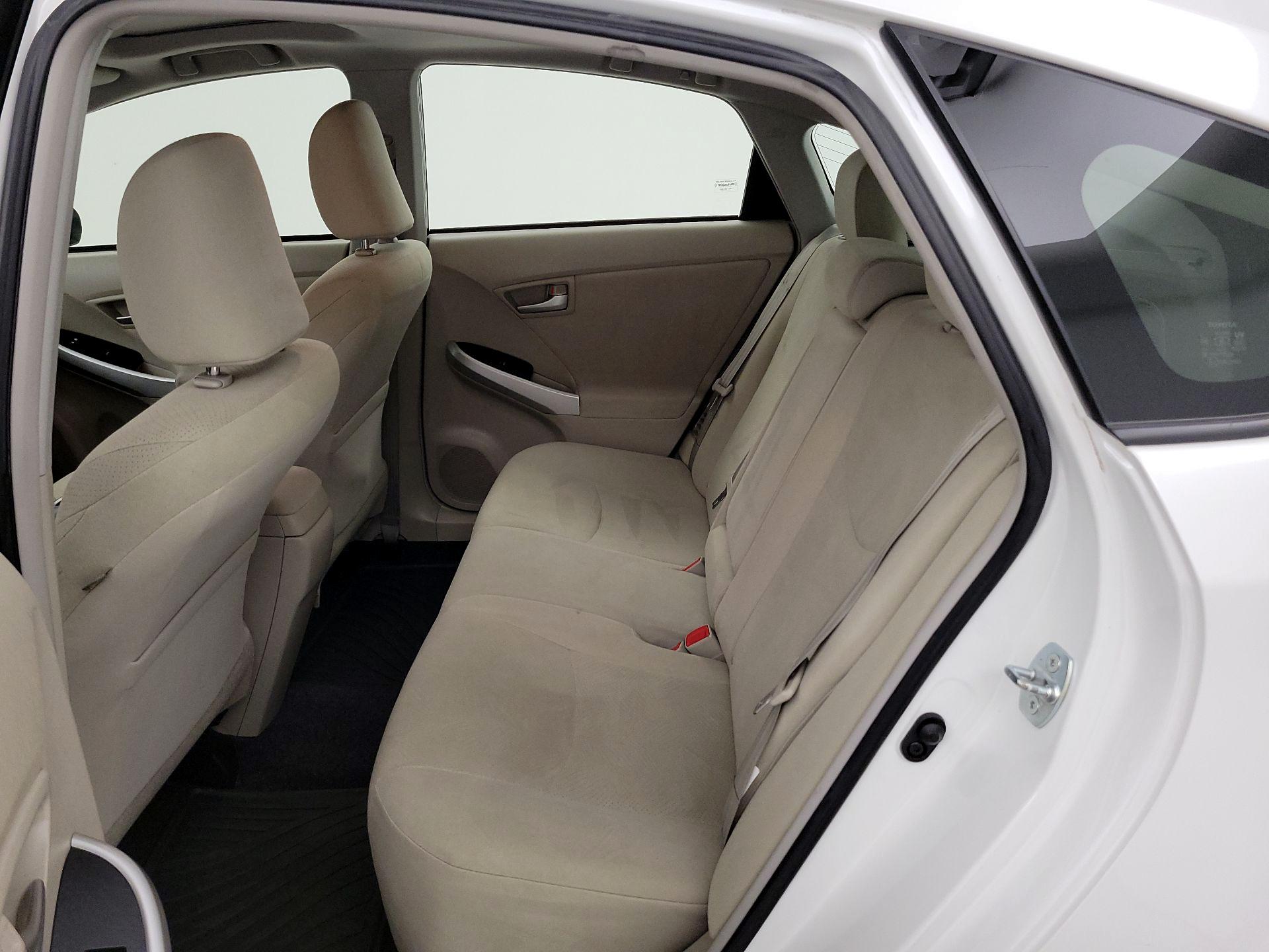 Thumbnail: 2015 Toyota Prius - 19