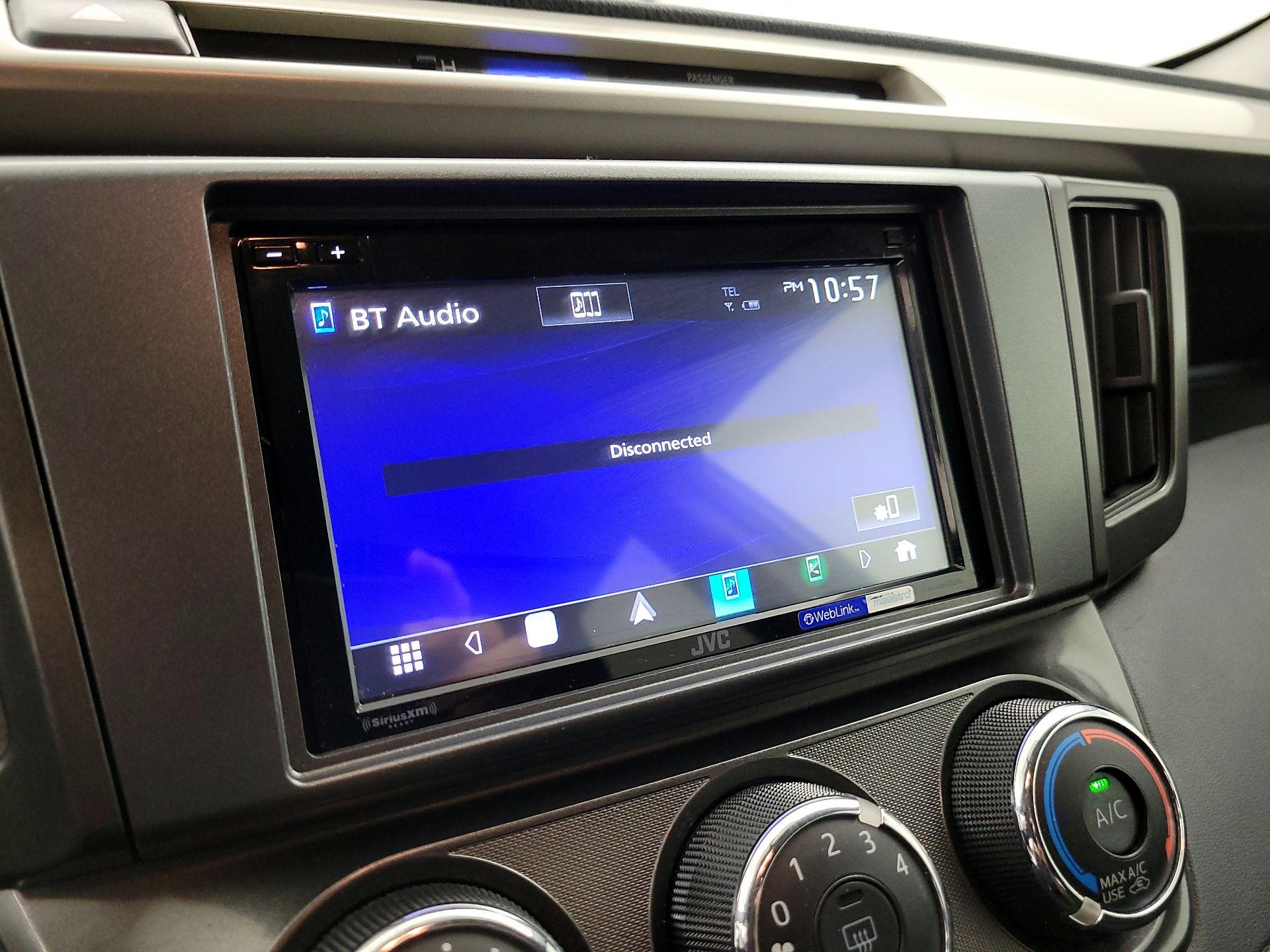 Thumbnail: 2015 Toyota RAV4 - 15