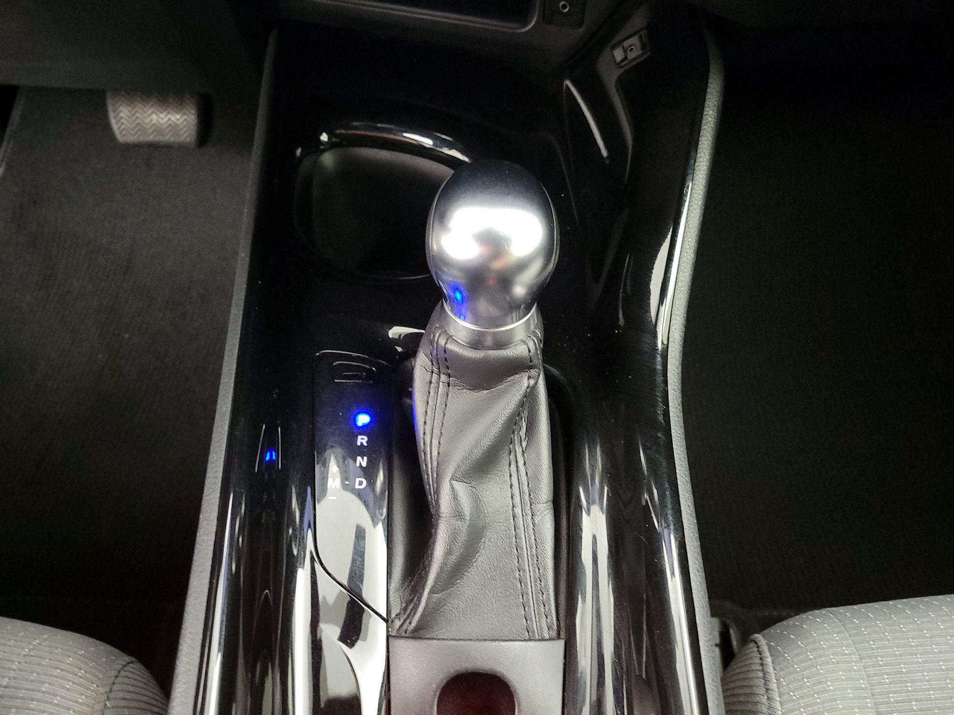 Thumbnail: 2019 Toyota C-HR - 17