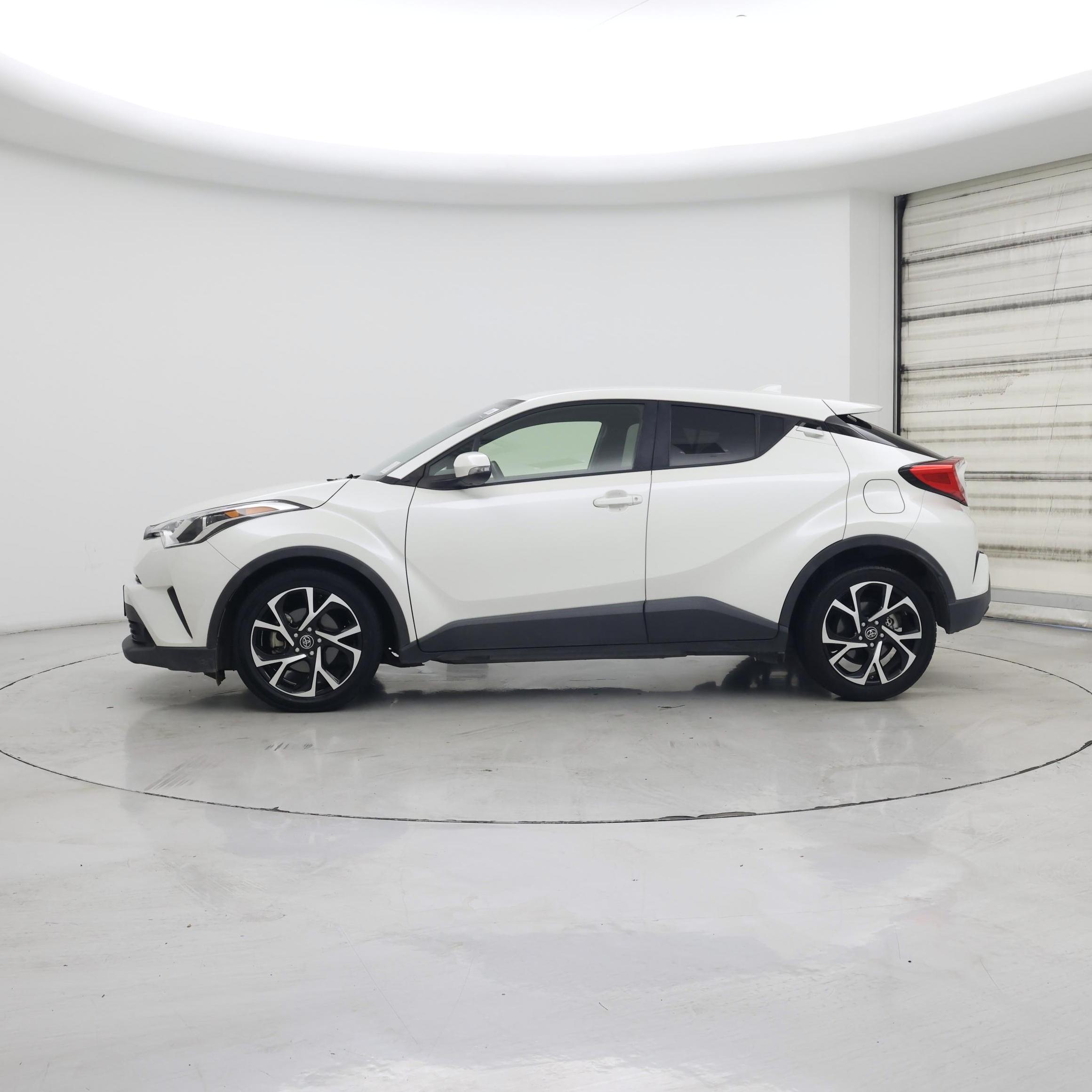 Thumbnail: 2019 Toyota C-HR - 3