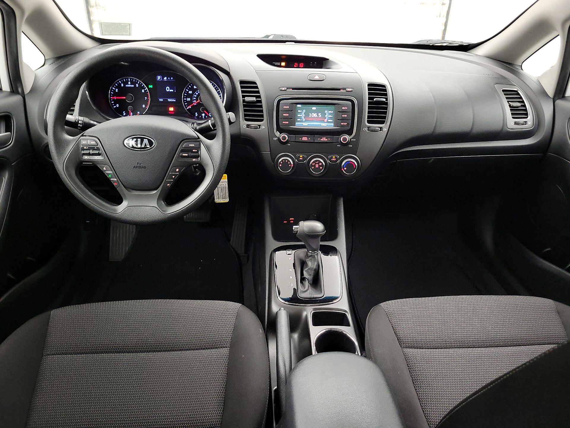Thumbnail: 2018 Kia Forte - 9