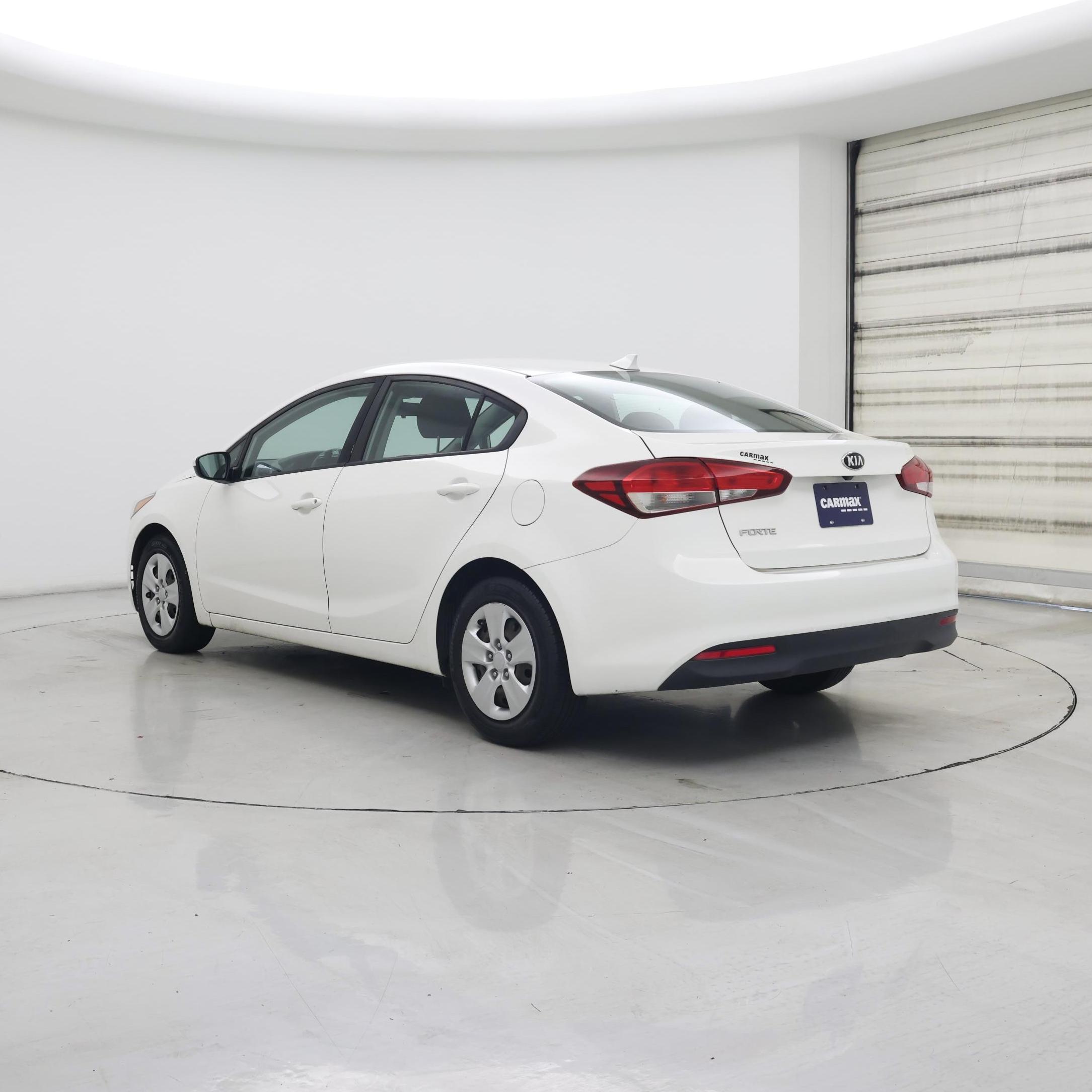 Thumbnail: 2018 Kia Forte - 2