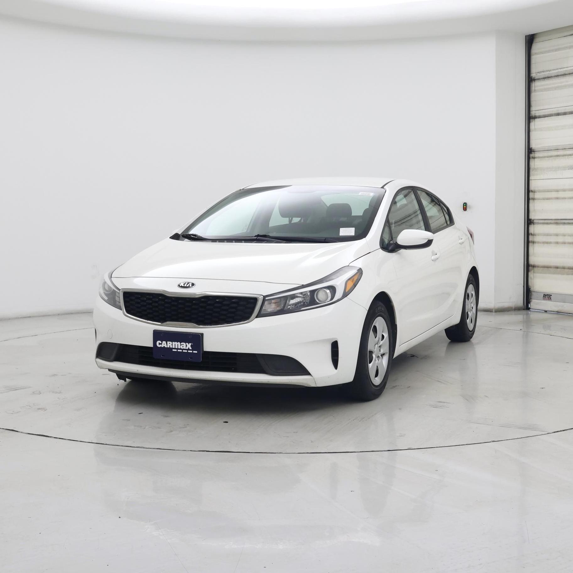 Thumbnail: 2018 Kia Forte - 4