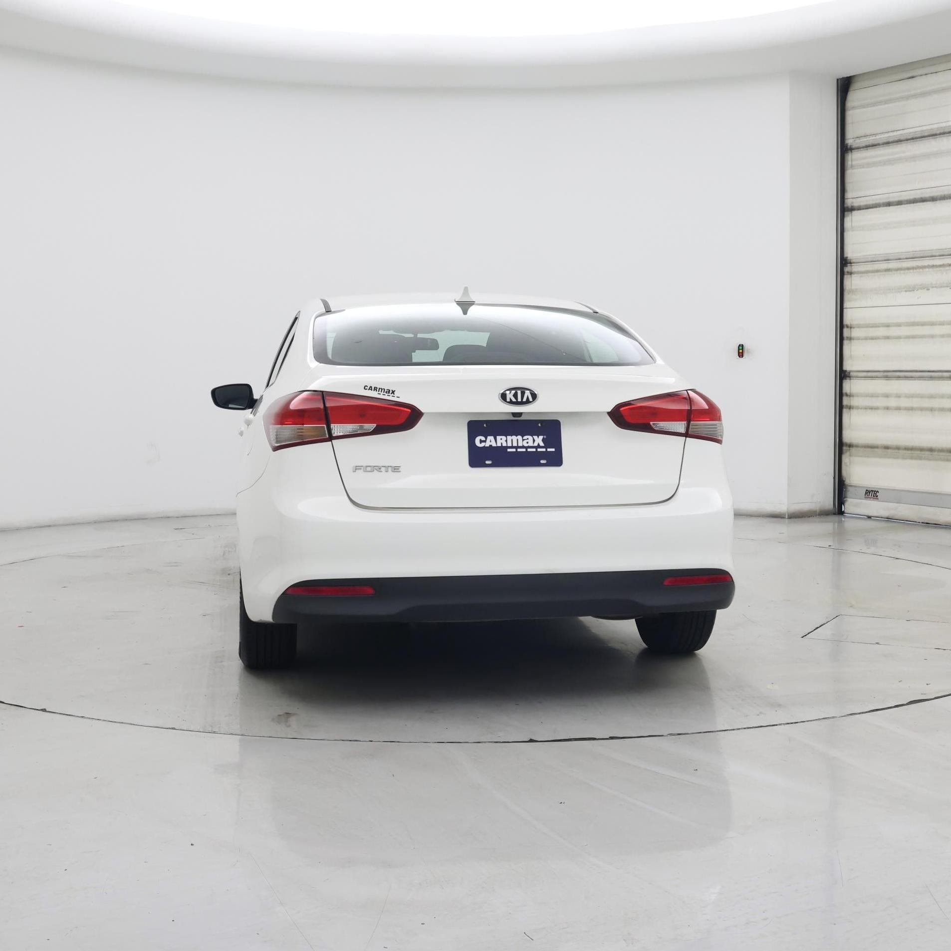 Thumbnail: 2018 Kia Forte - 6