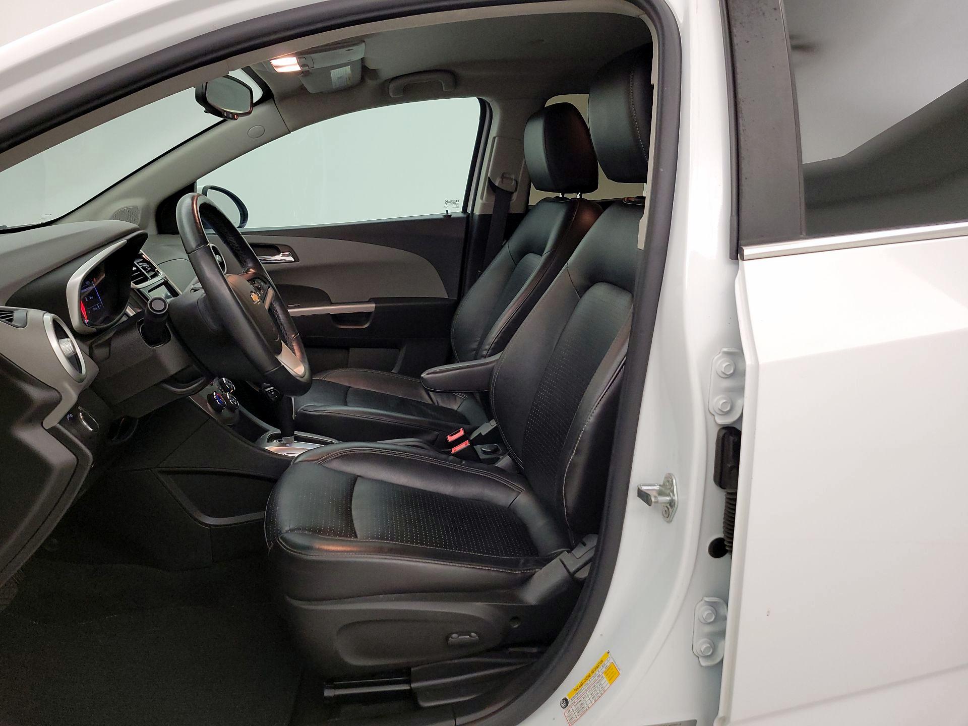 Thumbnail: 2019 Chevrolet Sonic - 11