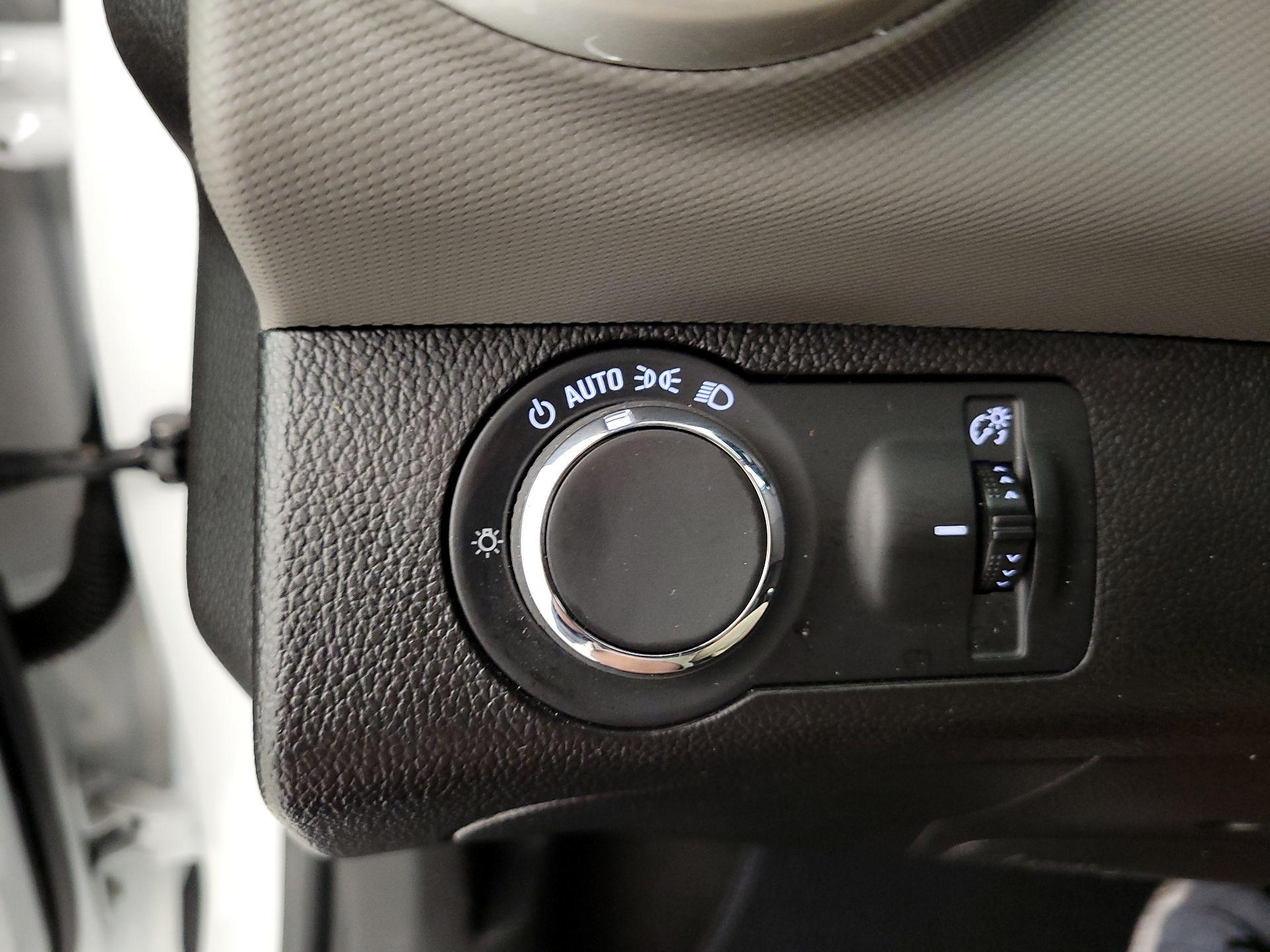 Thumbnail: 2019 Chevrolet Sonic - 13