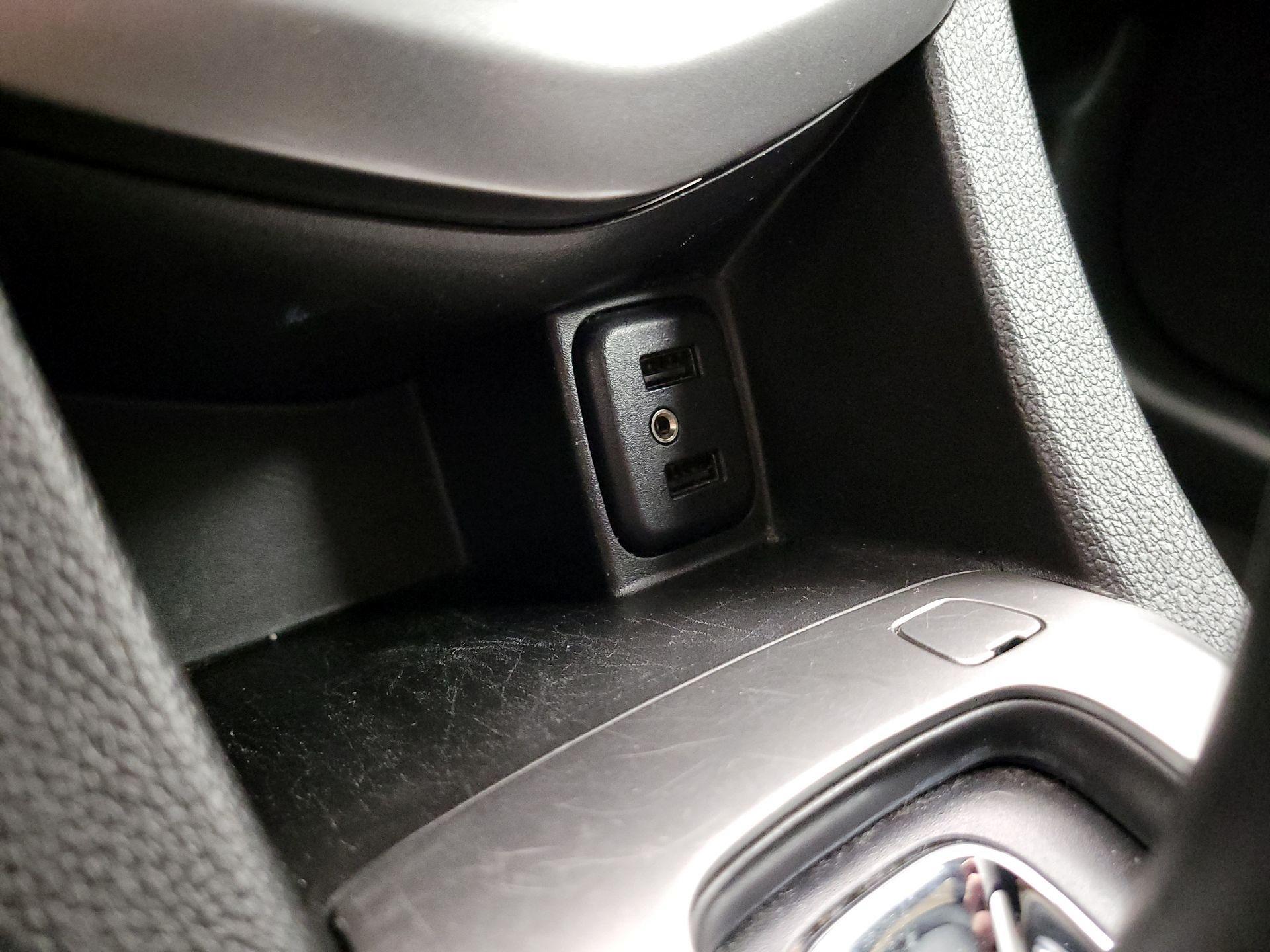Thumbnail: 2019 Chevrolet Sonic - 18