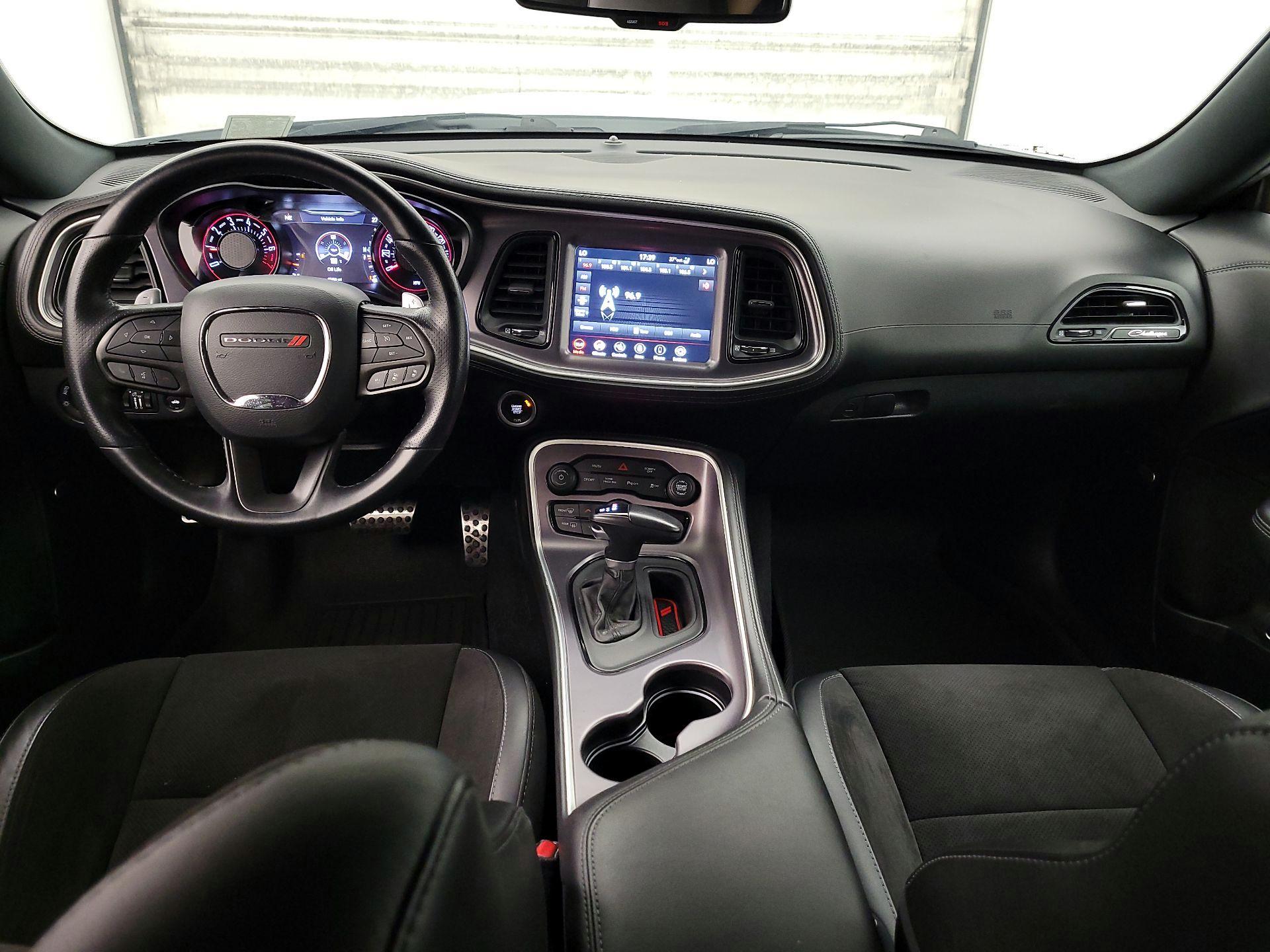 Thumbnail: 2020 Dodge Challenger - 9