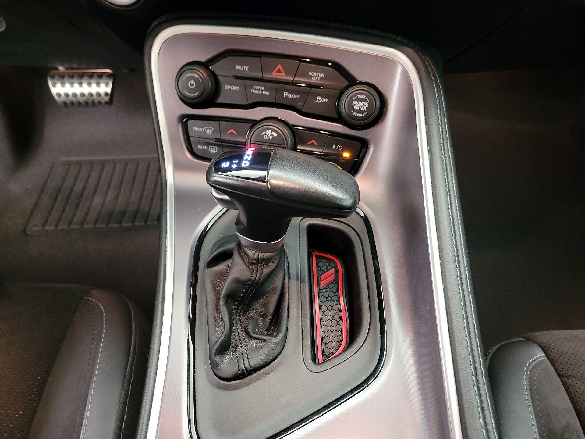 Thumbnail: 2020 Dodge Challenger - 17