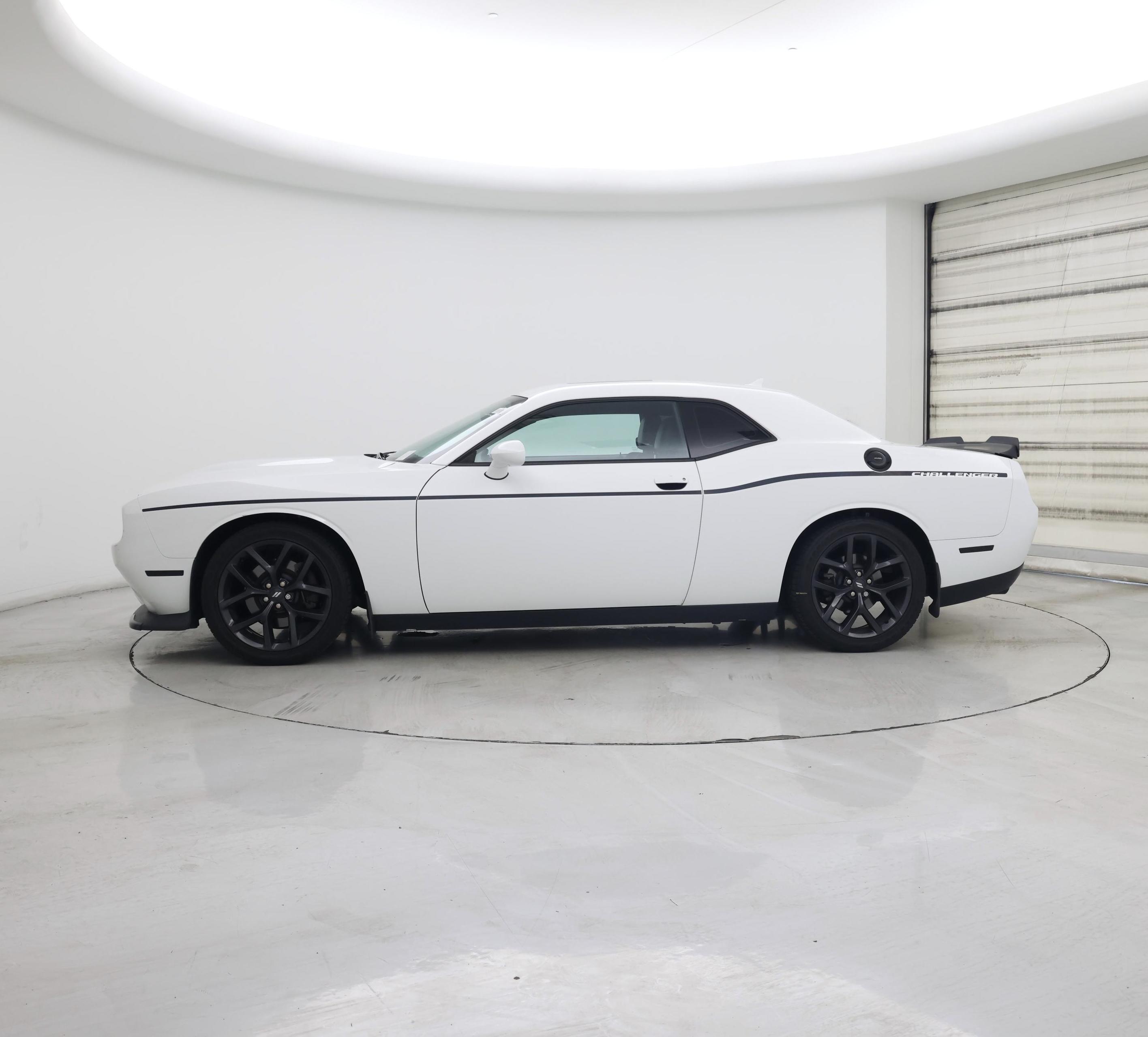 Thumbnail: 2020 Dodge Challenger - 3