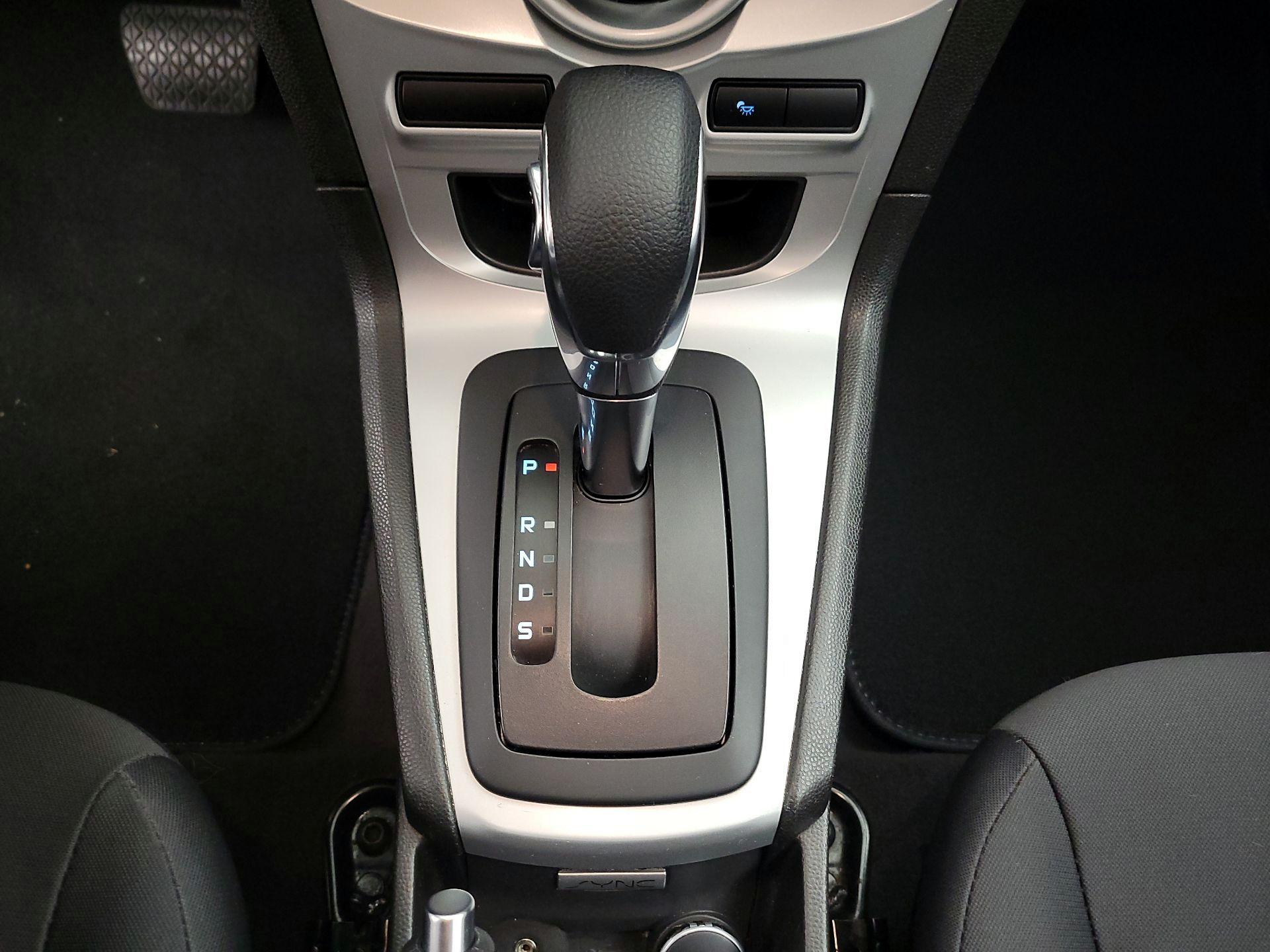 Thumbnail: 2018 Ford Fiesta - 17