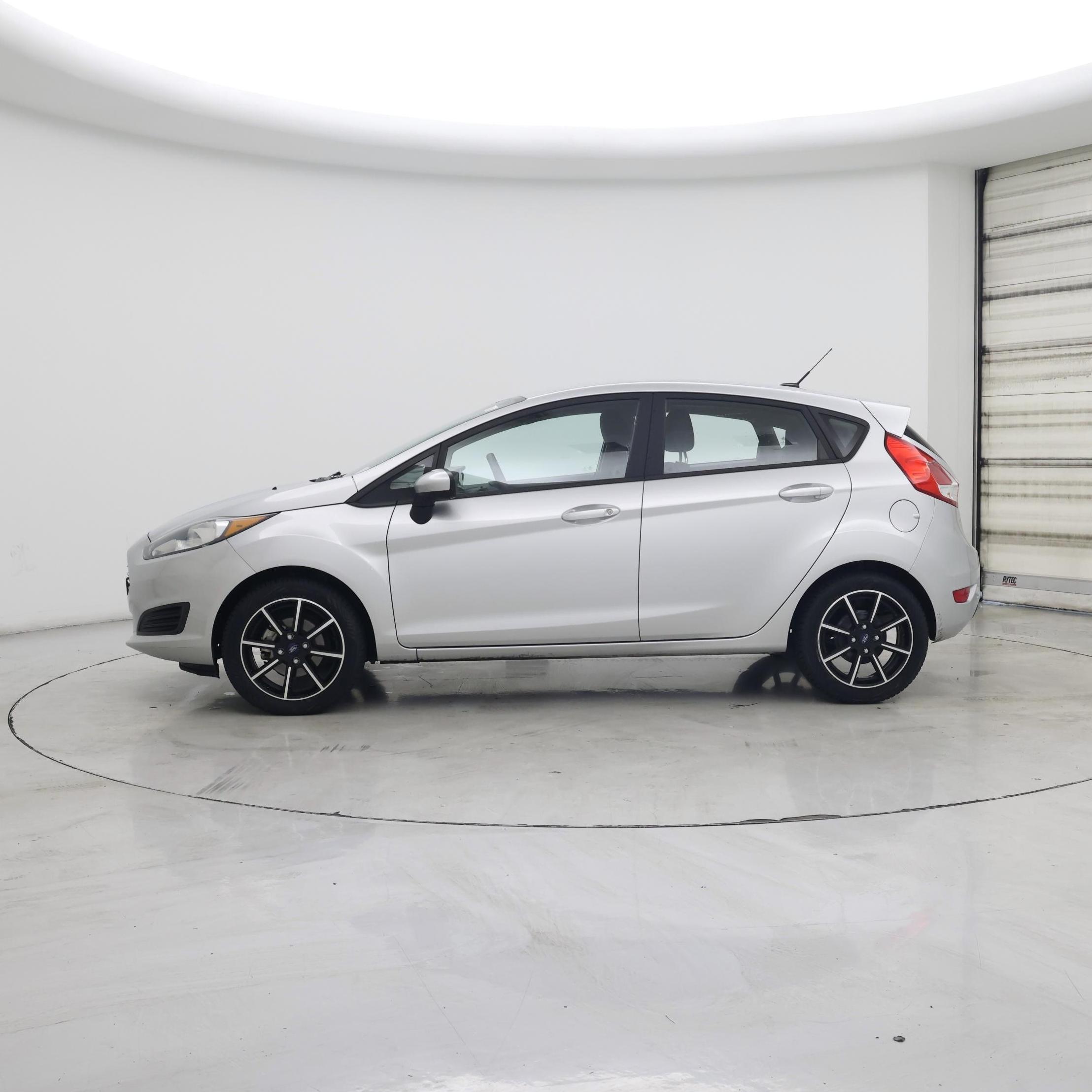 Thumbnail: 2018 Ford Fiesta - 3