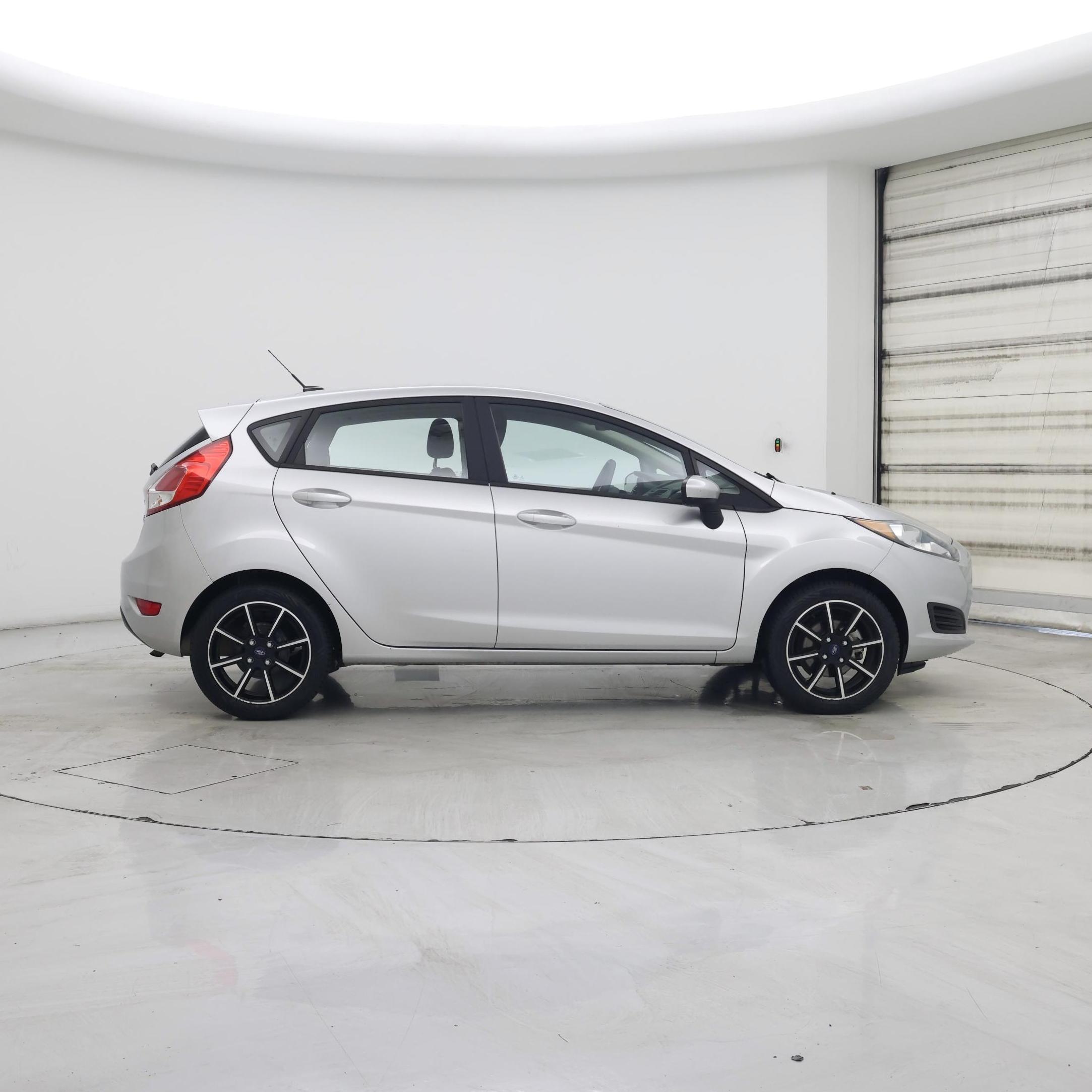 Thumbnail: 2018 Ford Fiesta - 7