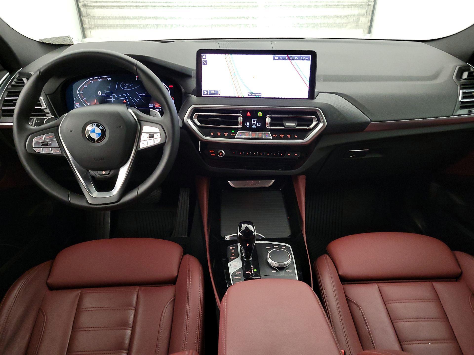 Thumbnail: 2025 BMW X4 - 9