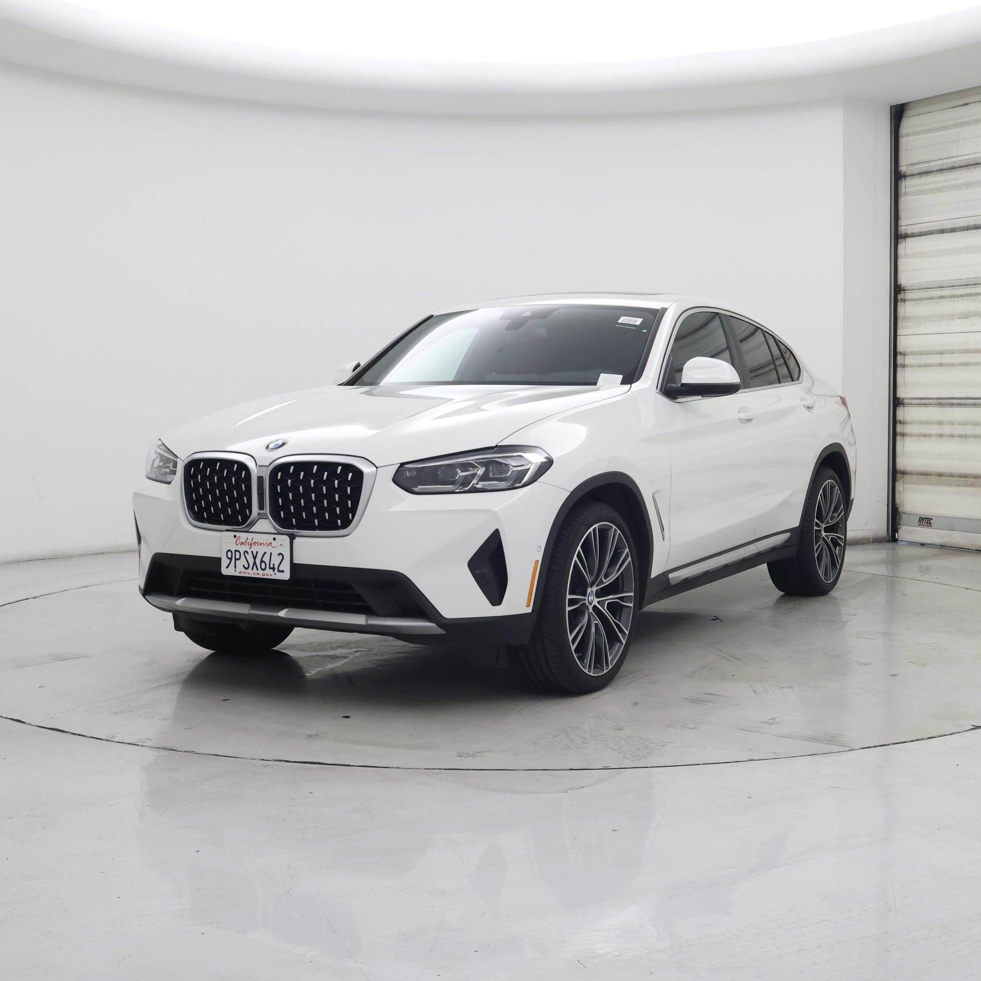 Thumbnail: 2025 BMW X4 - 4