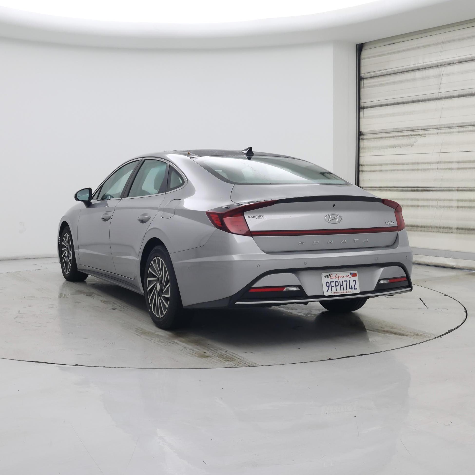 Thumbnail: 2023 Hyundai Sonata - 2