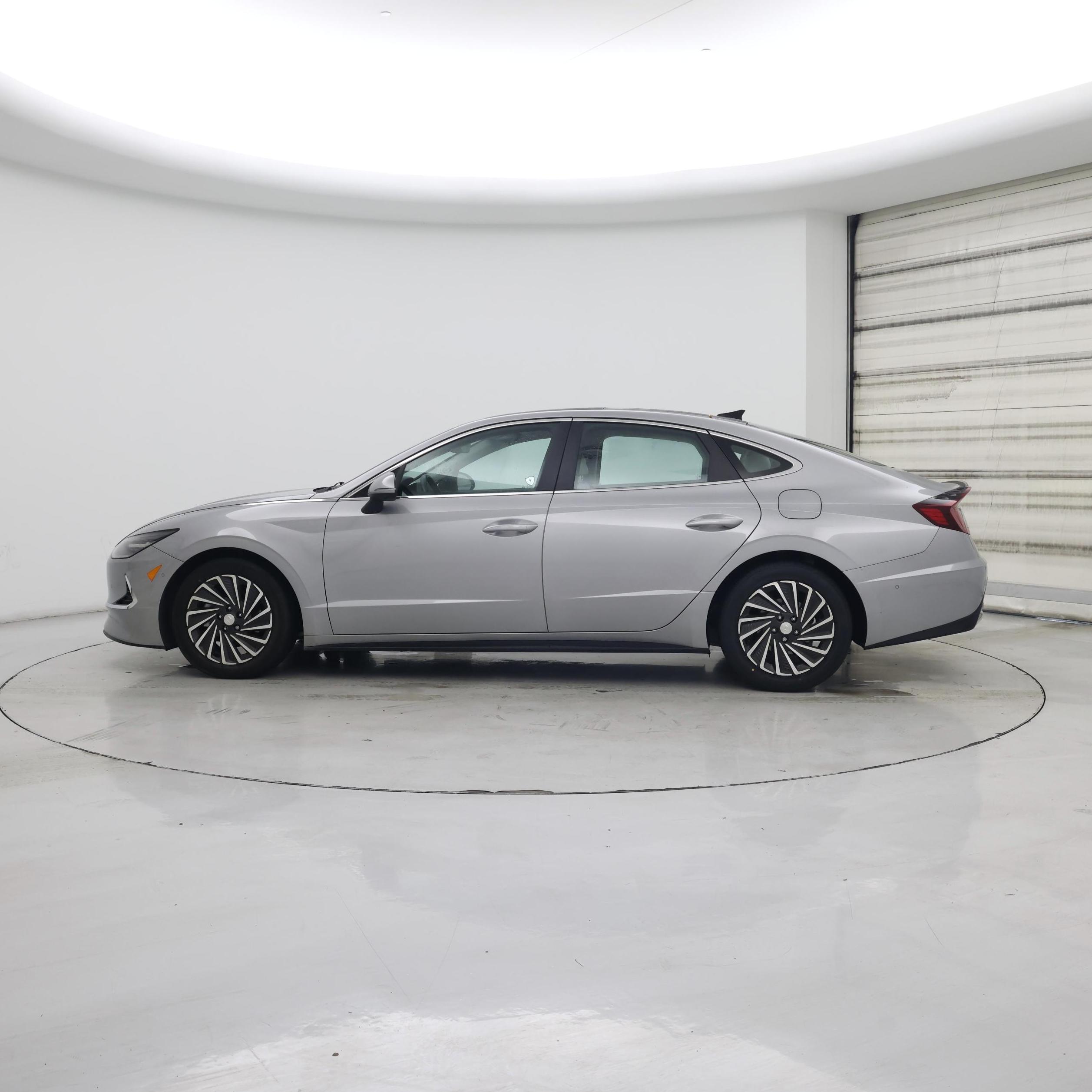 Thumbnail: 2023 Hyundai Sonata - 3