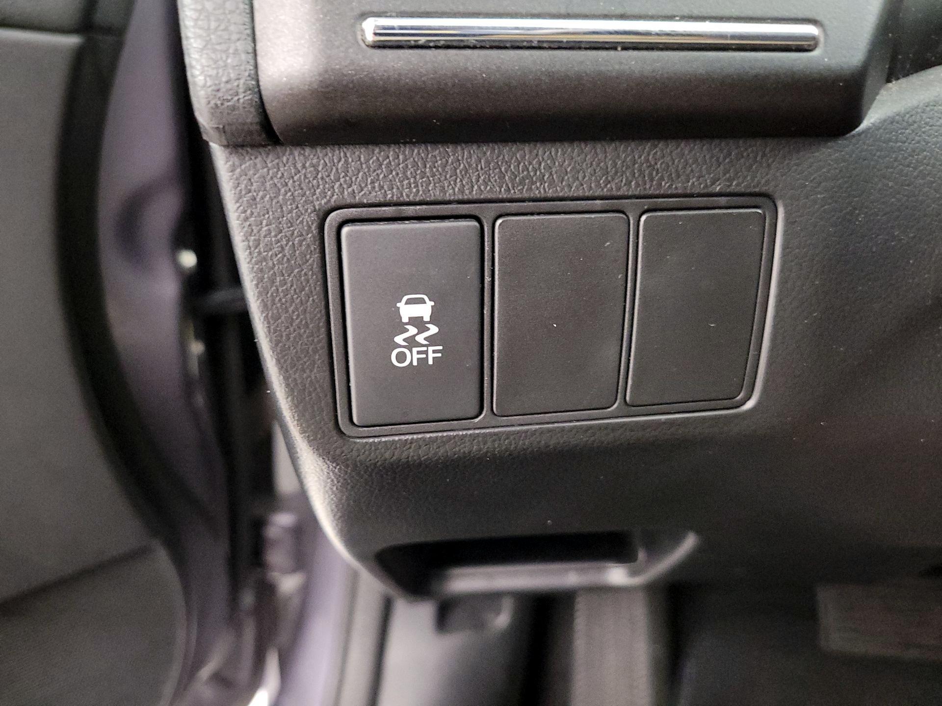 Thumbnail: 2015 Honda Civic - 13