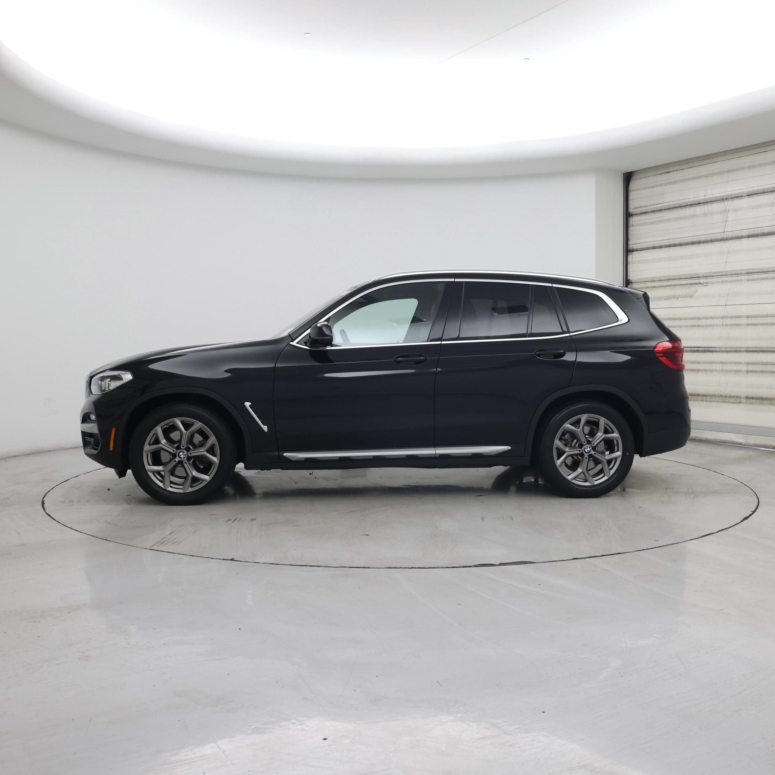 Thumbnail: 2021 BMW X3 - 3