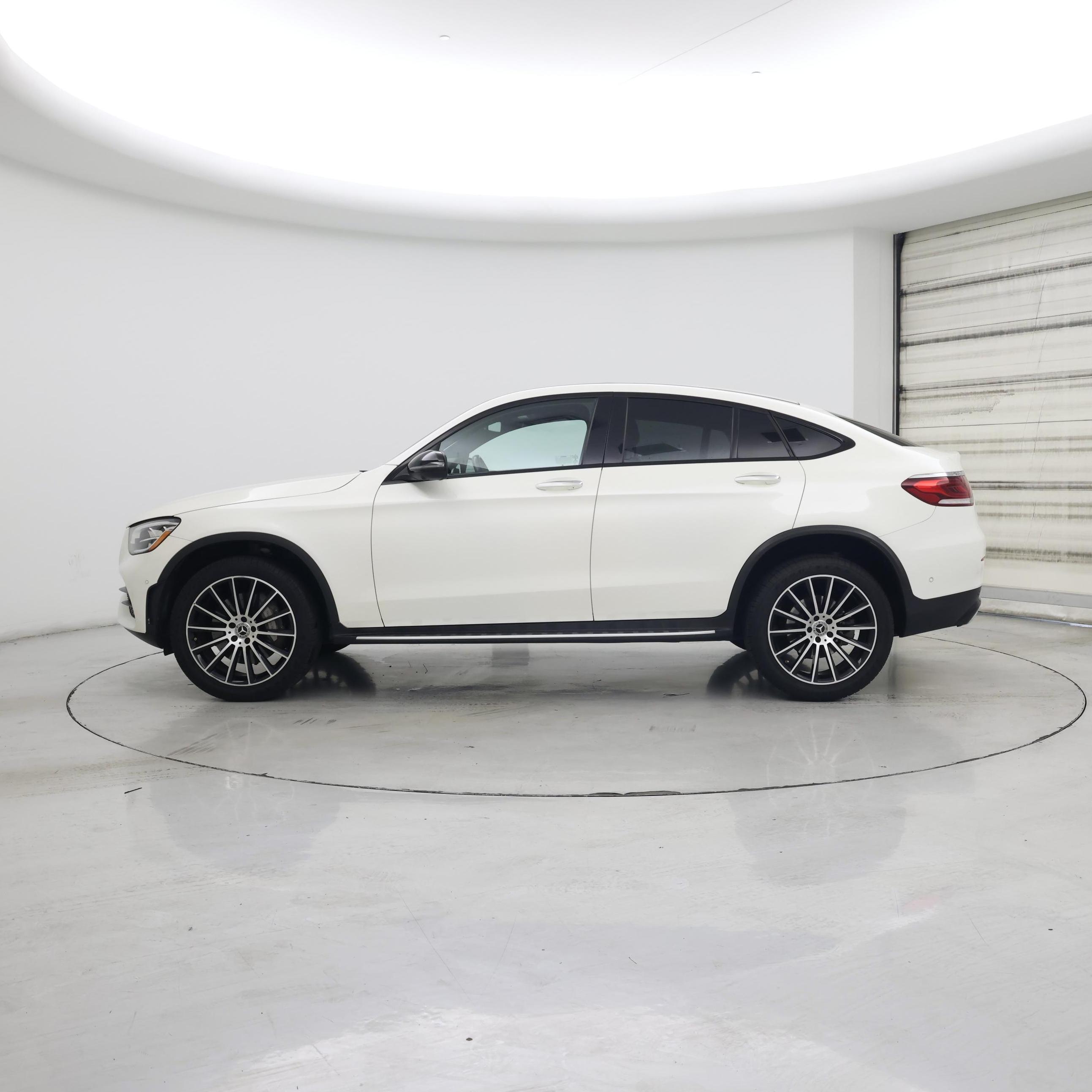 Thumbnail: 2022 Mercedes-Benz GLC - 3