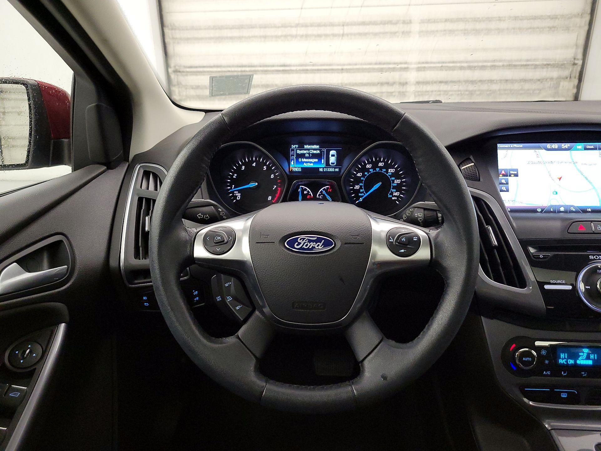 Thumbnail: 2014 Ford Focus - 10
