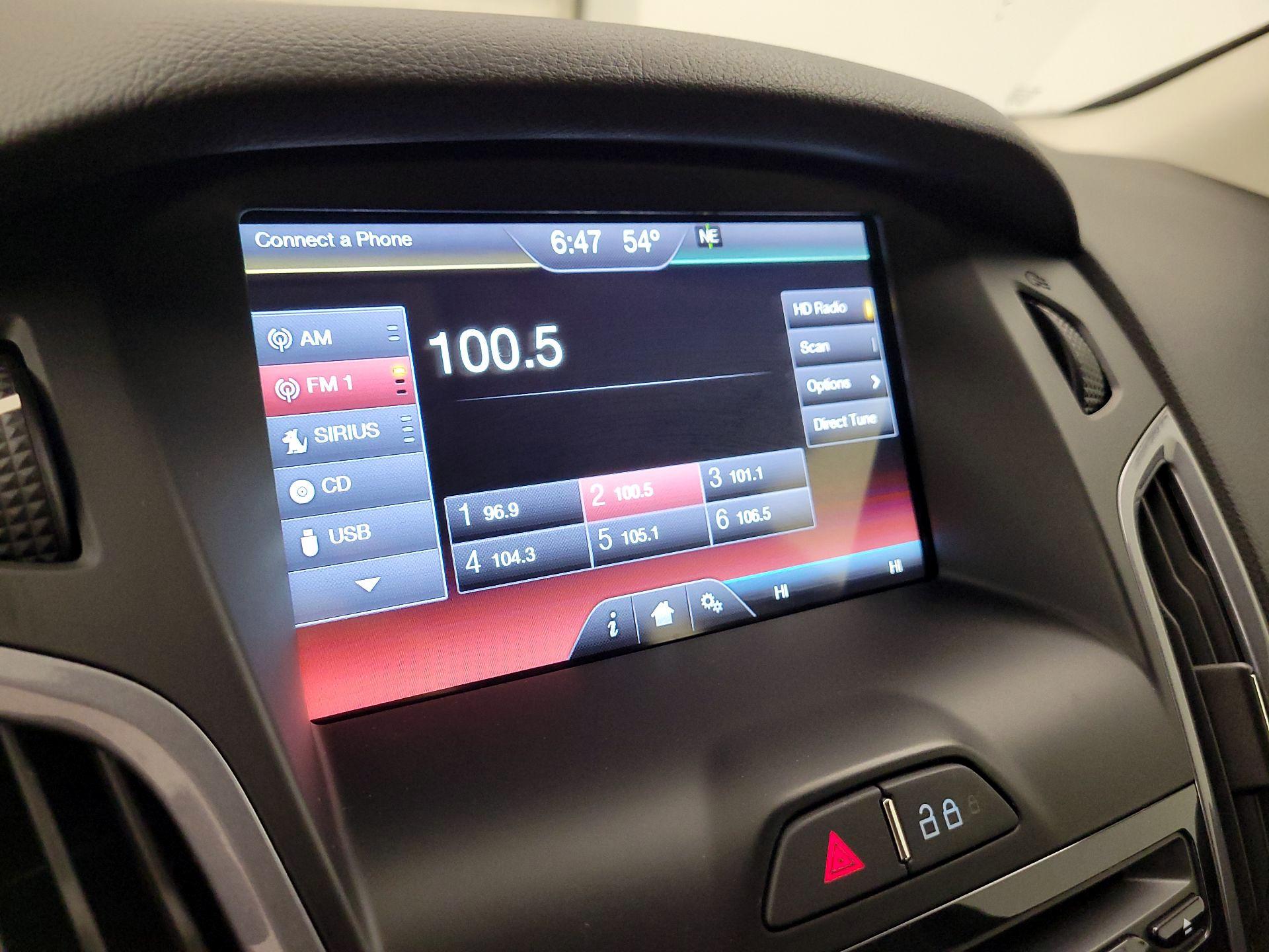 Thumbnail: 2014 Ford Focus - 16